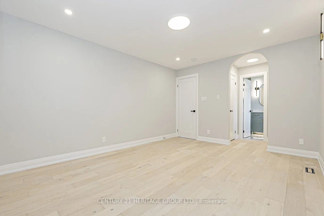 92 Tanjoe Crescent