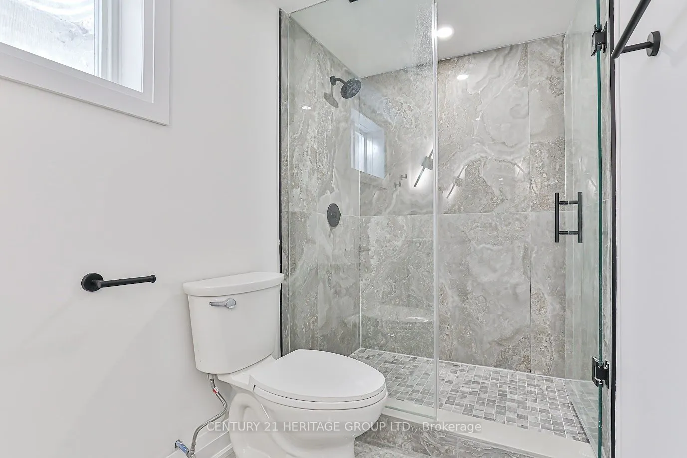 92 Tanjoe Crescent