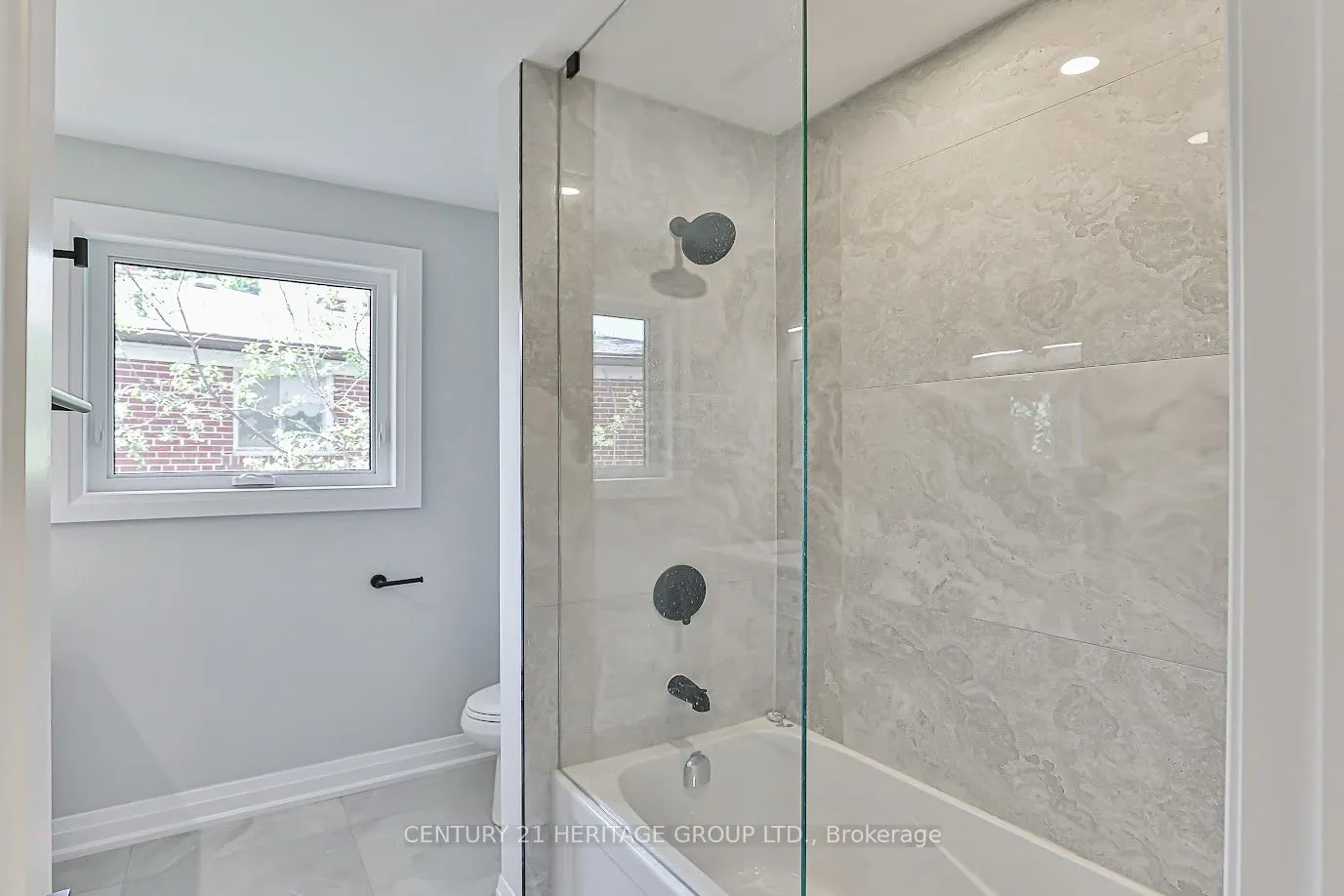 92 Tanjoe Crescent