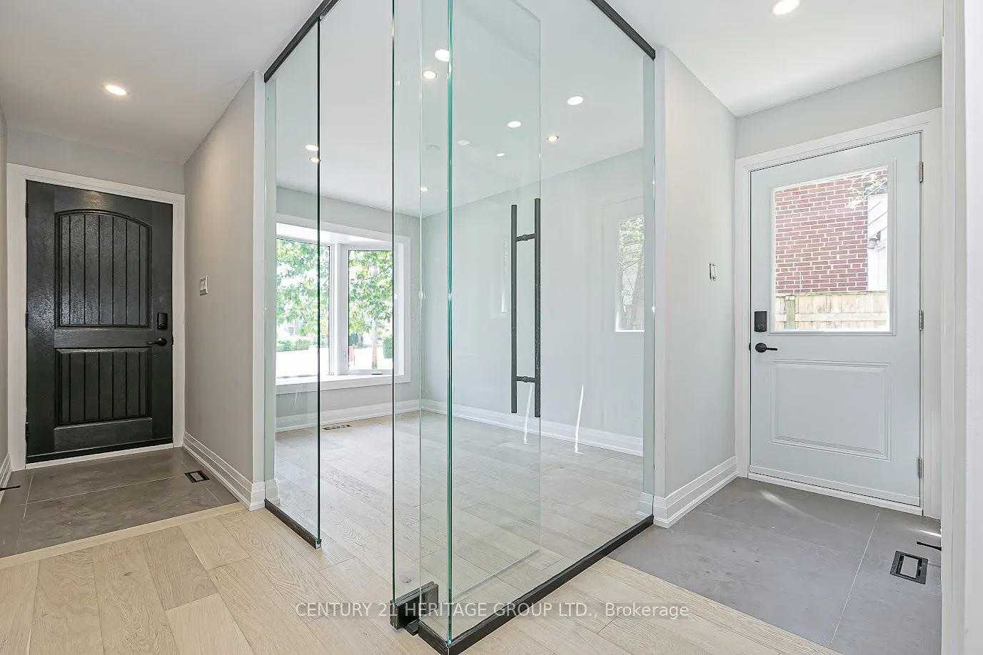 92 Tanjoe Crescent