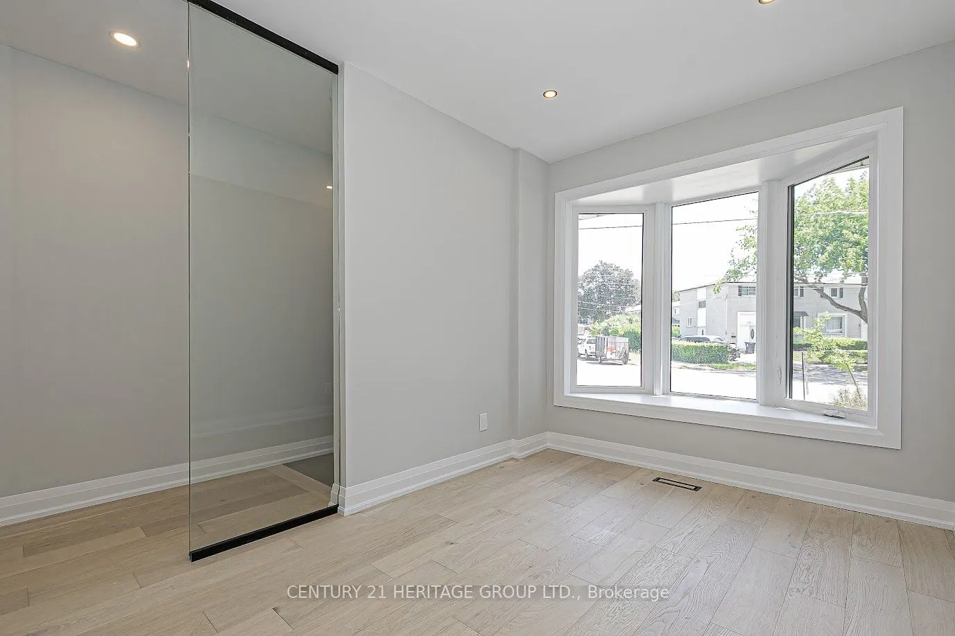 92 Tanjoe Crescent