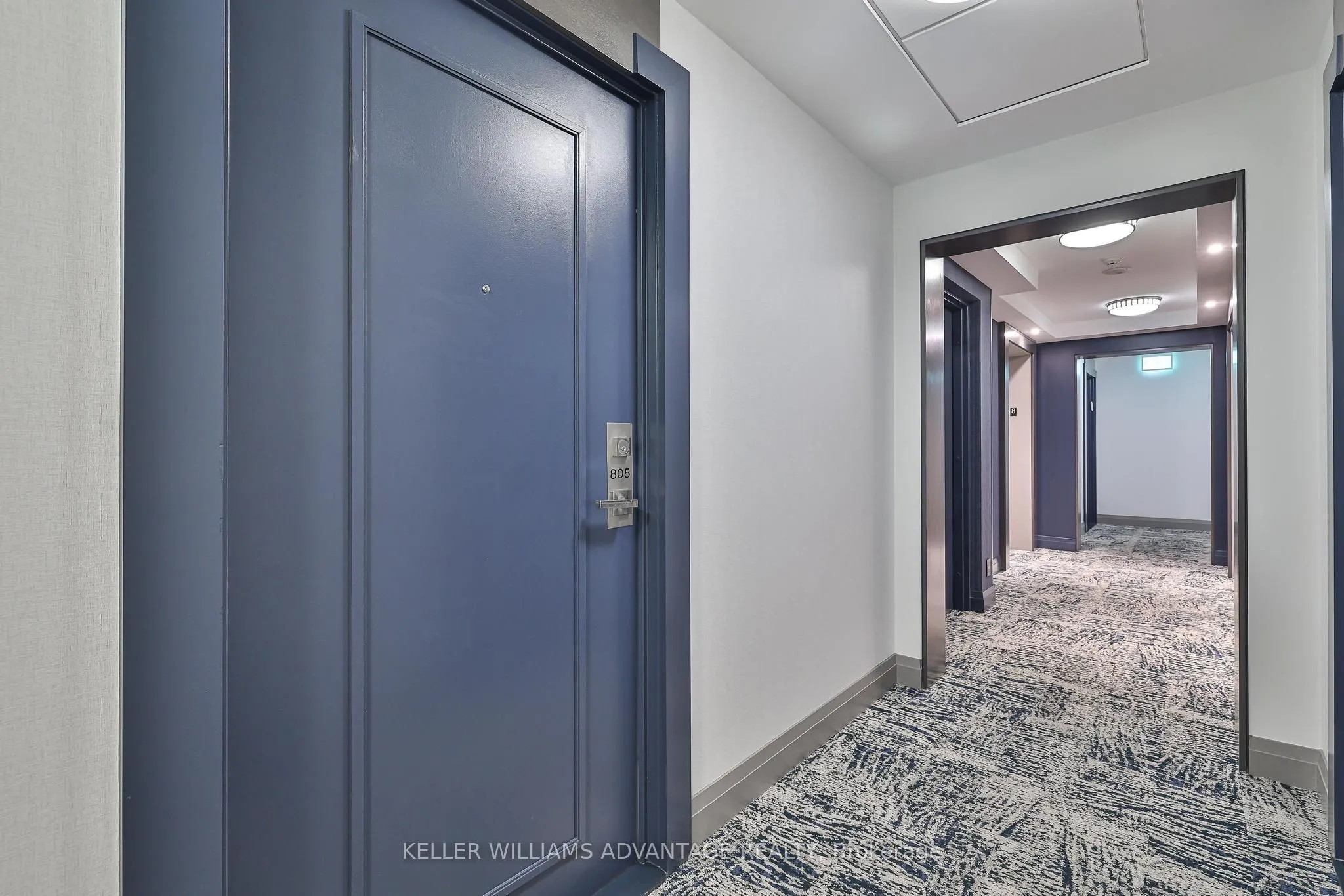 530 St Clair Avenue W, #805