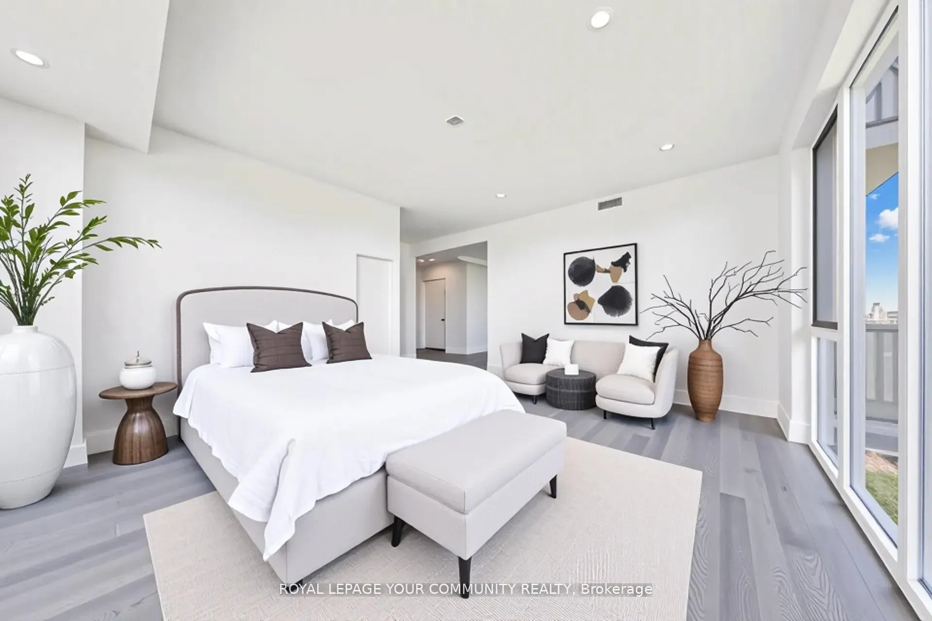 10 Inn On The Park Drive, #3303