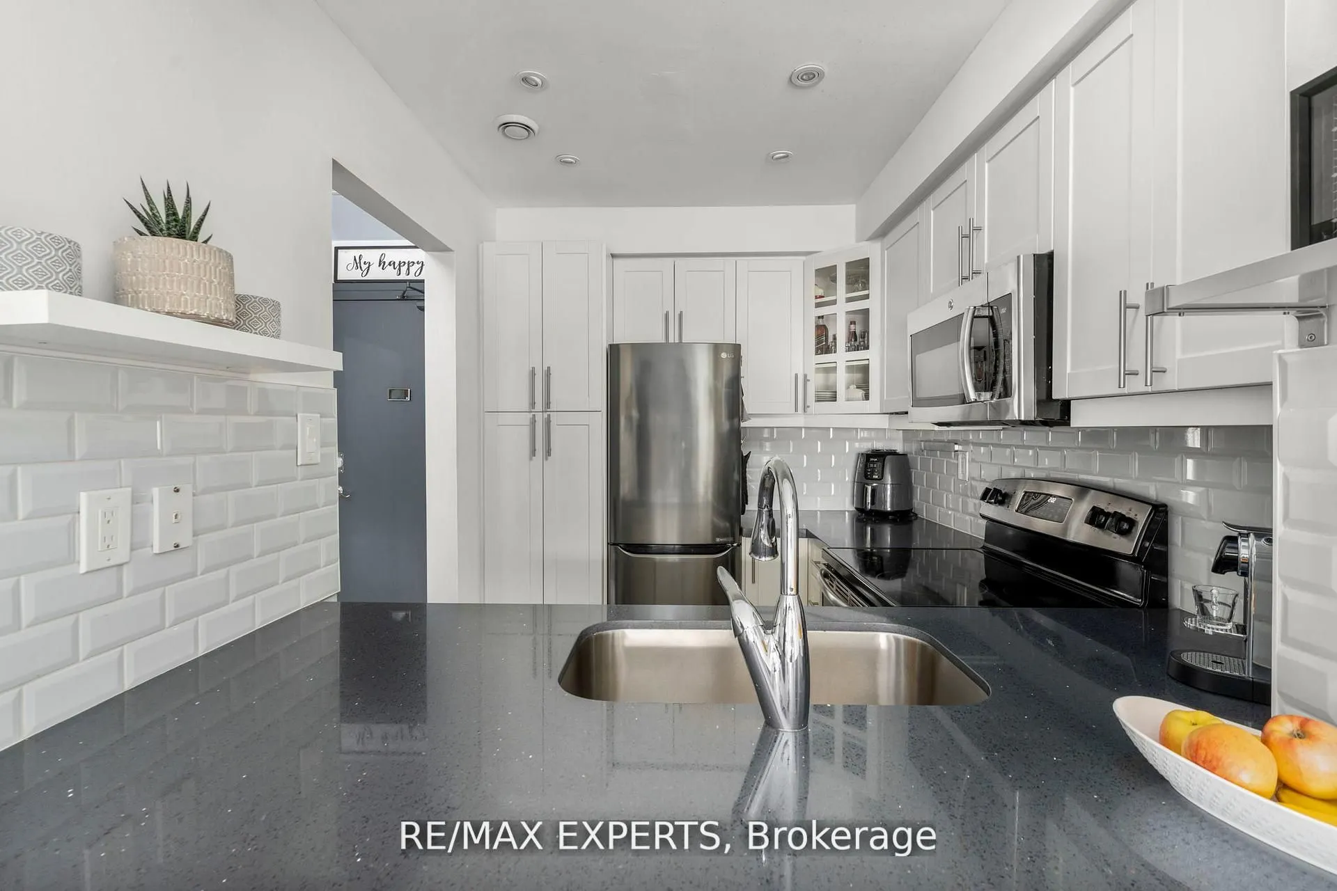1000 Sheppard Avenue W, #206