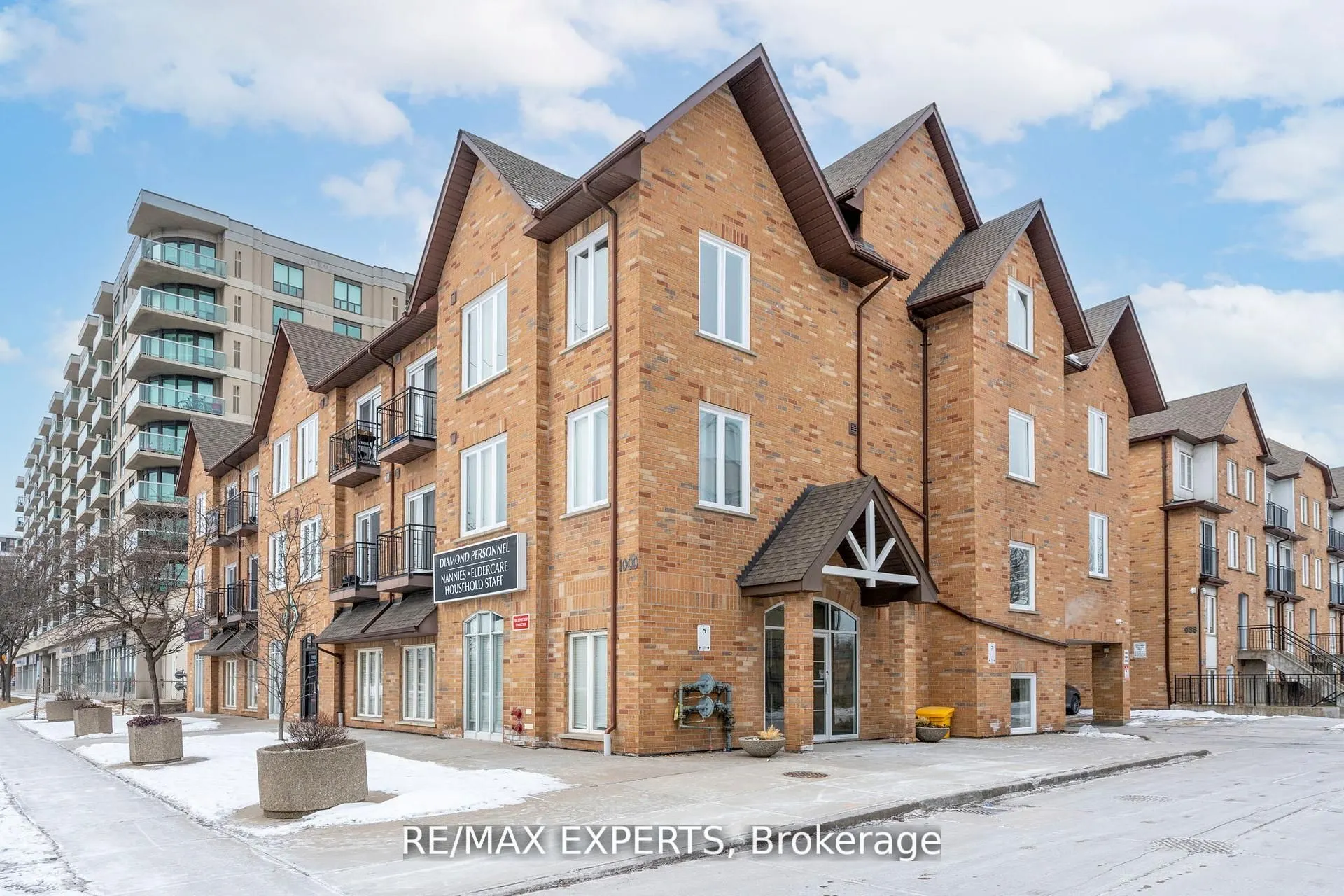1000 Sheppard Avenue W, #206
