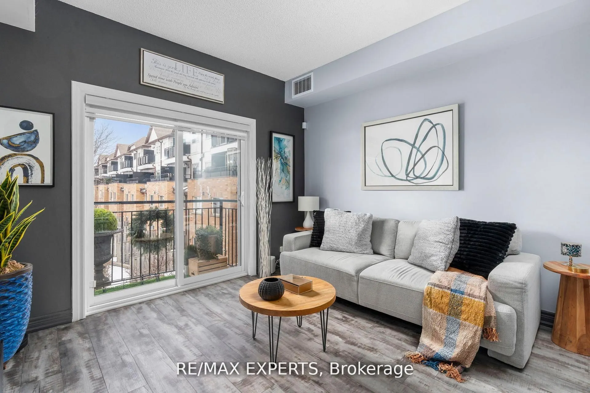 1000 Sheppard Avenue W, #206