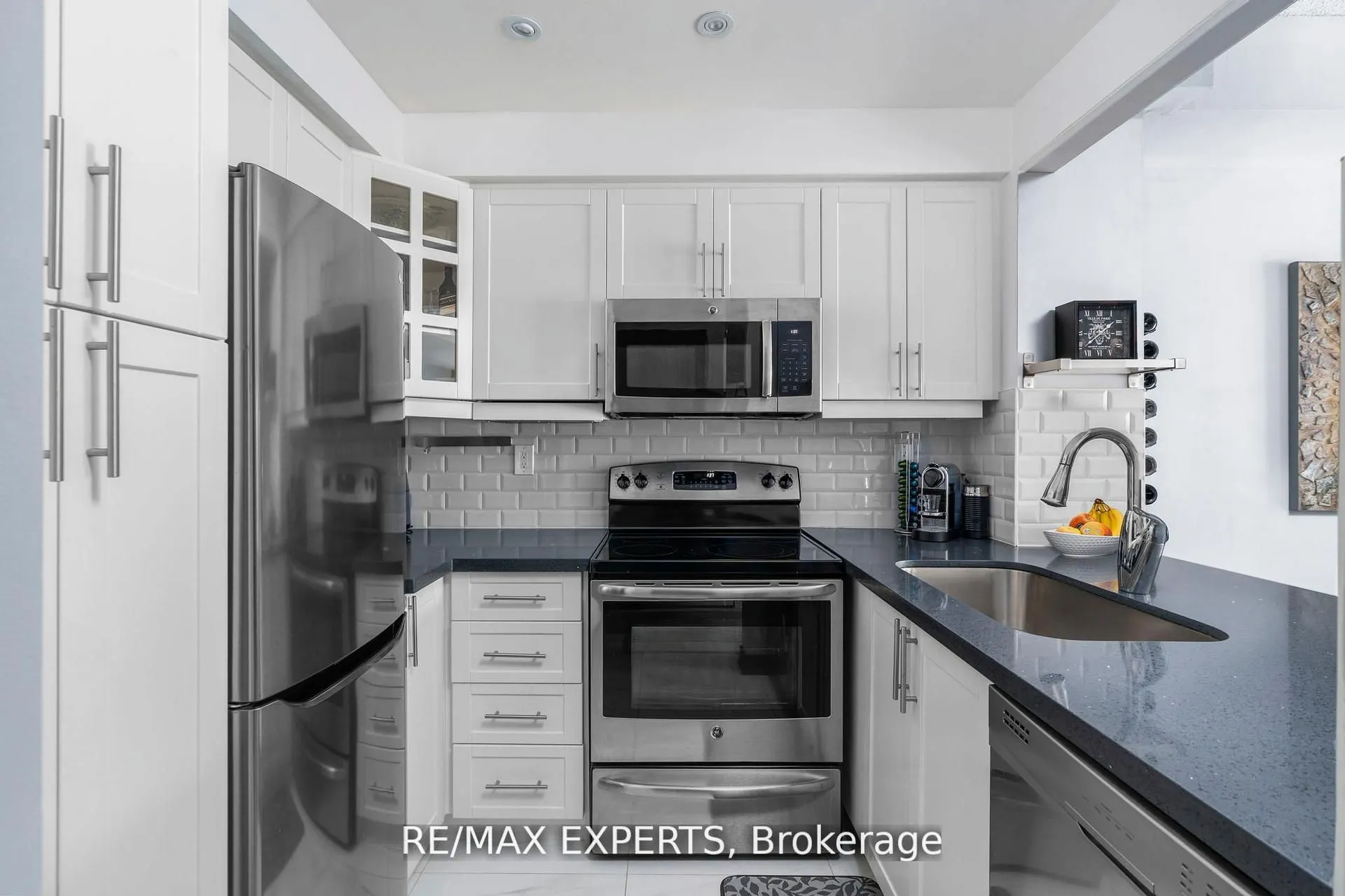1000 Sheppard Avenue W, #206