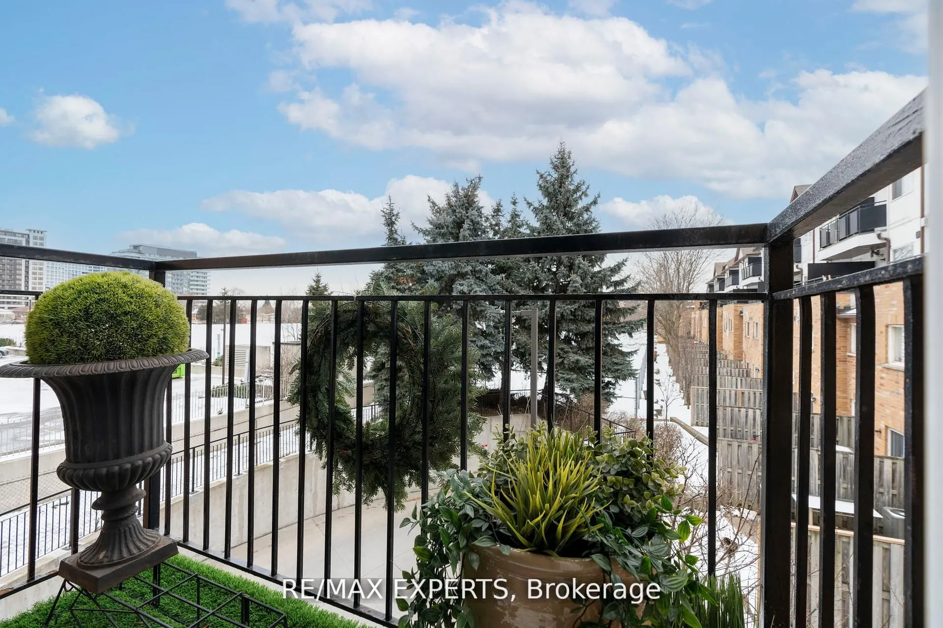1000 Sheppard Avenue W, #206