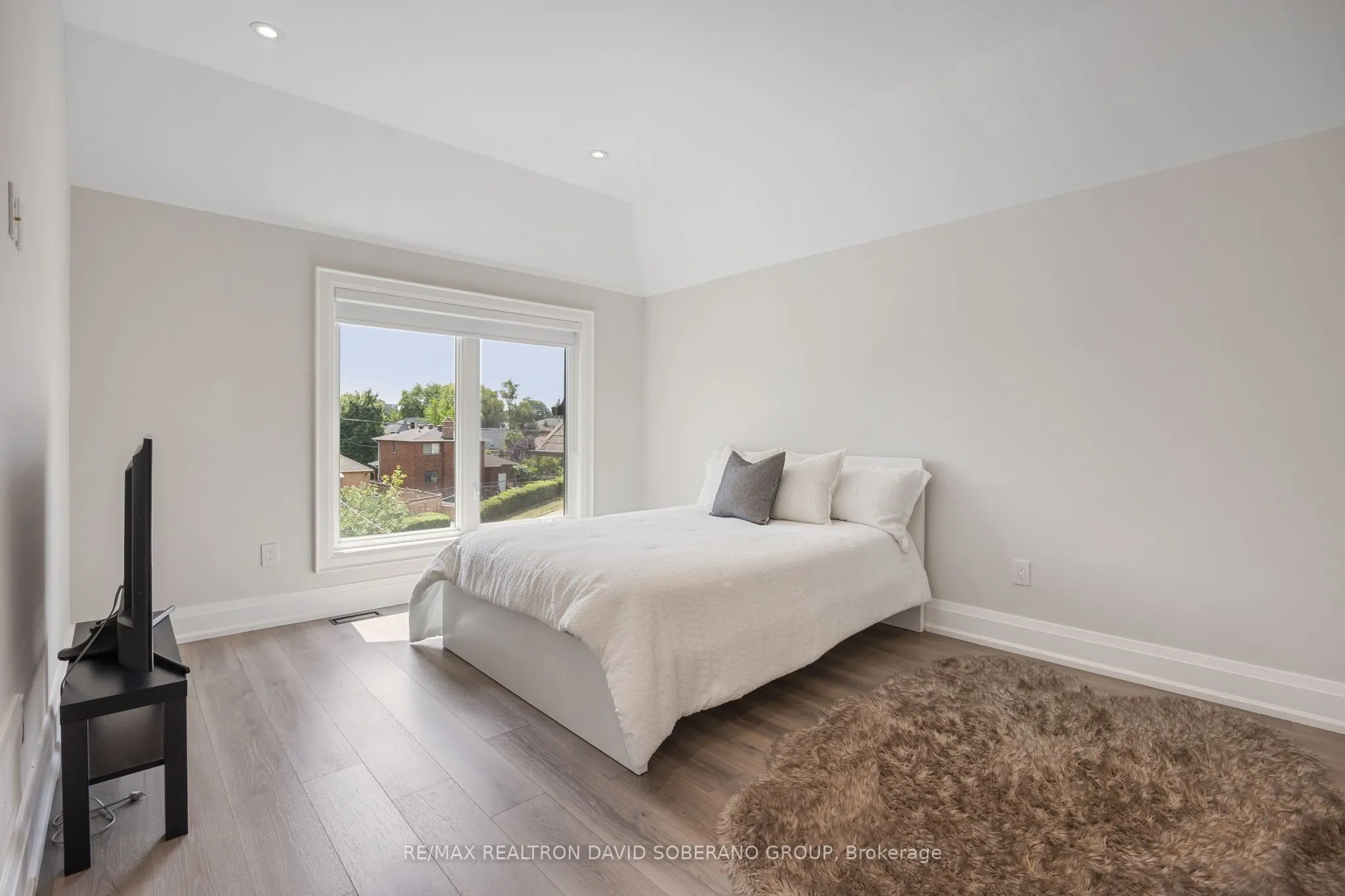 106 Allingham Gardens