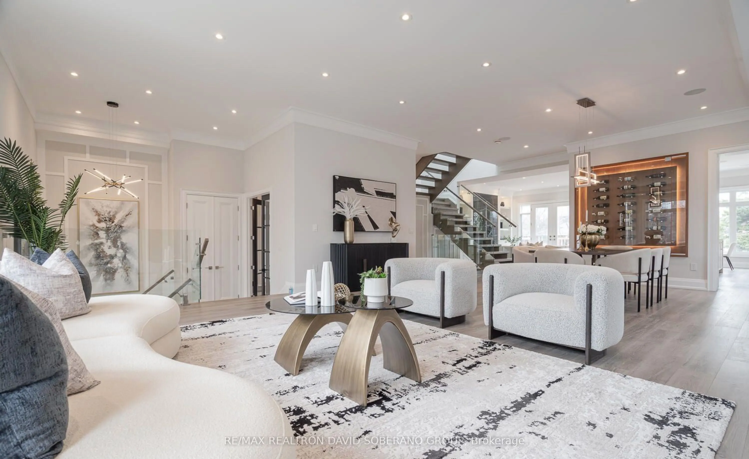 106 Allingham Gardens