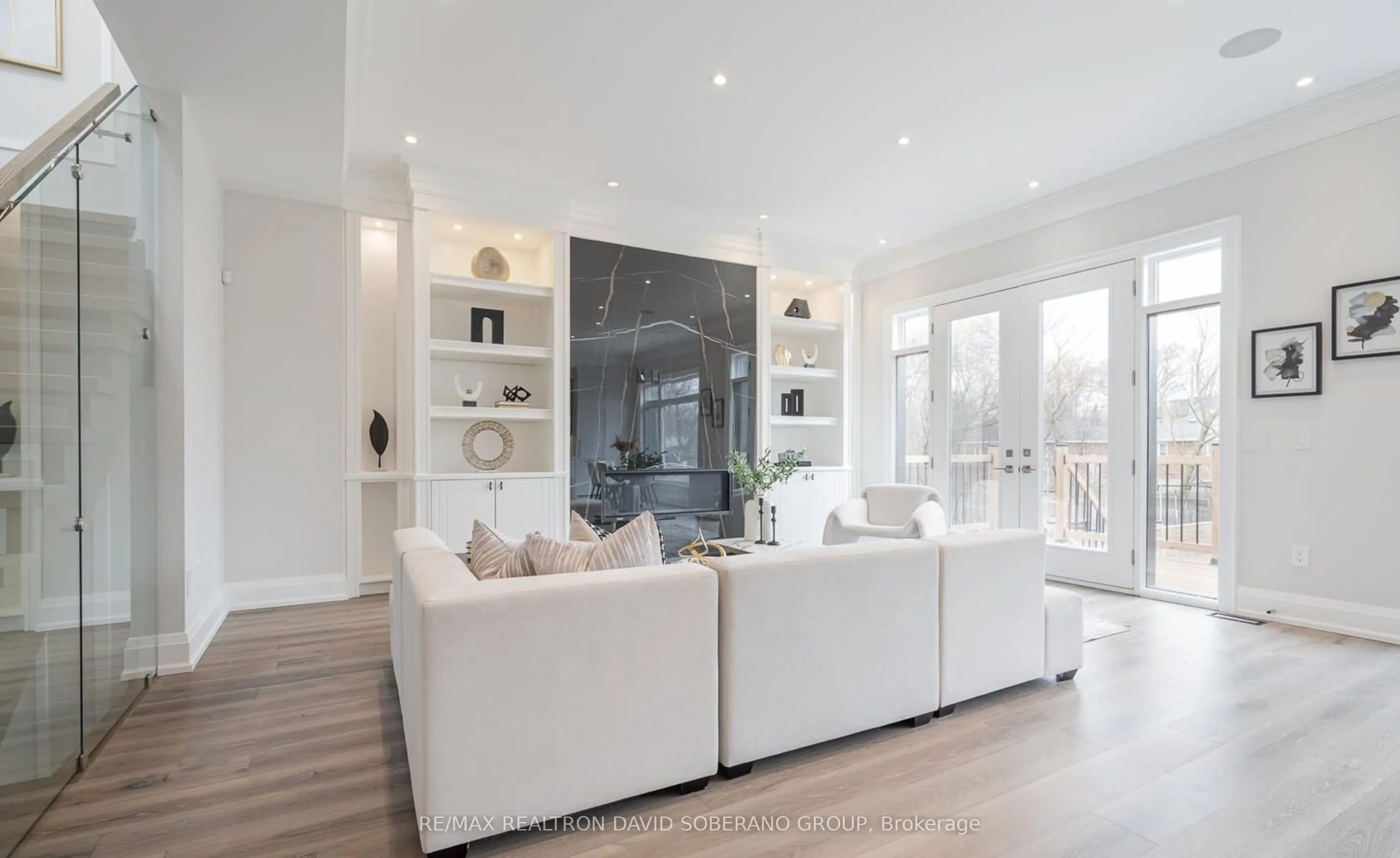 106 Allingham Gardens