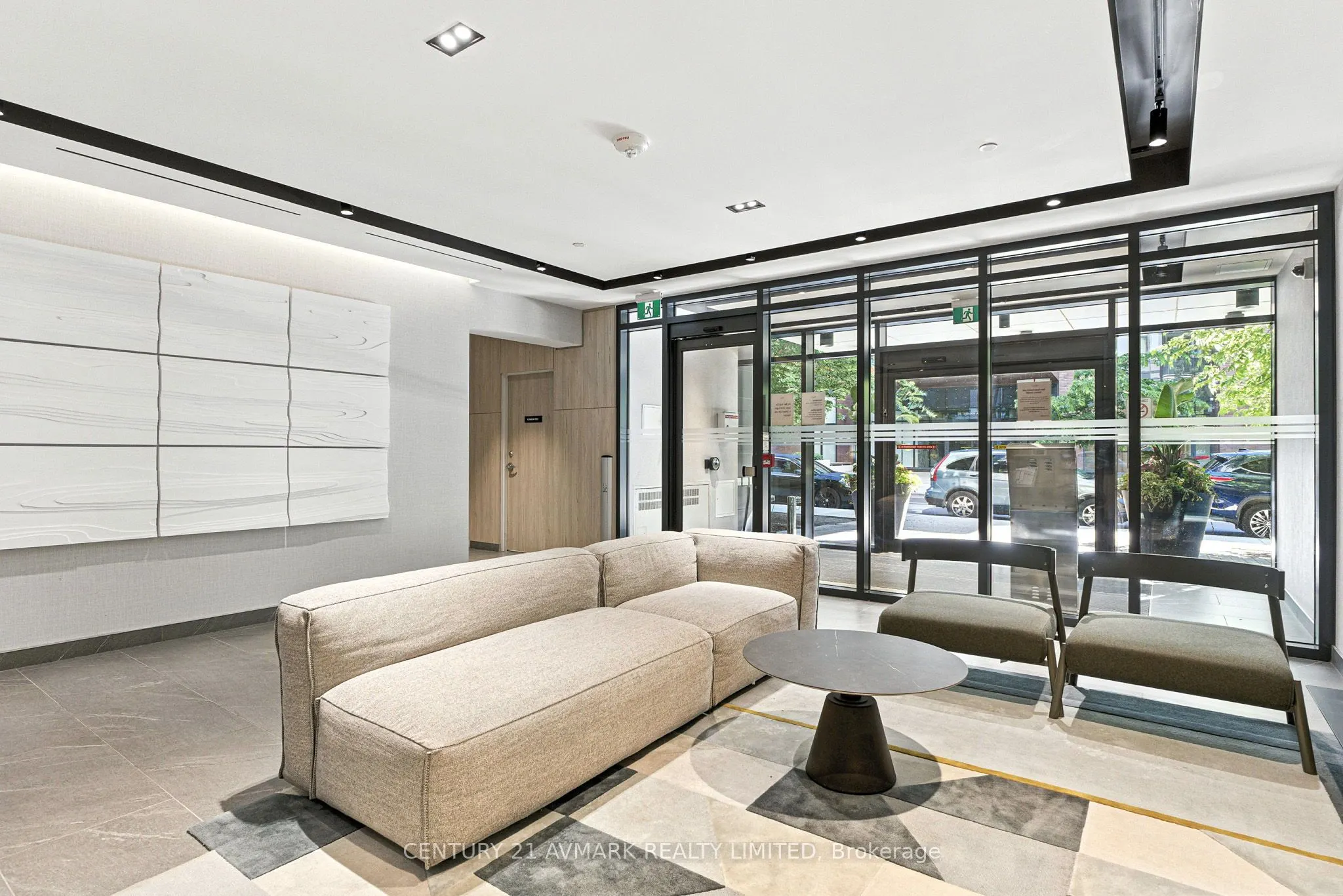 34 TUBMAN Avenue, #305