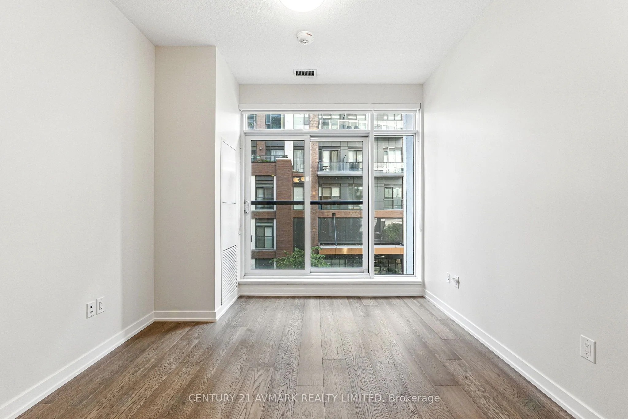 34 TUBMAN Avenue, #305