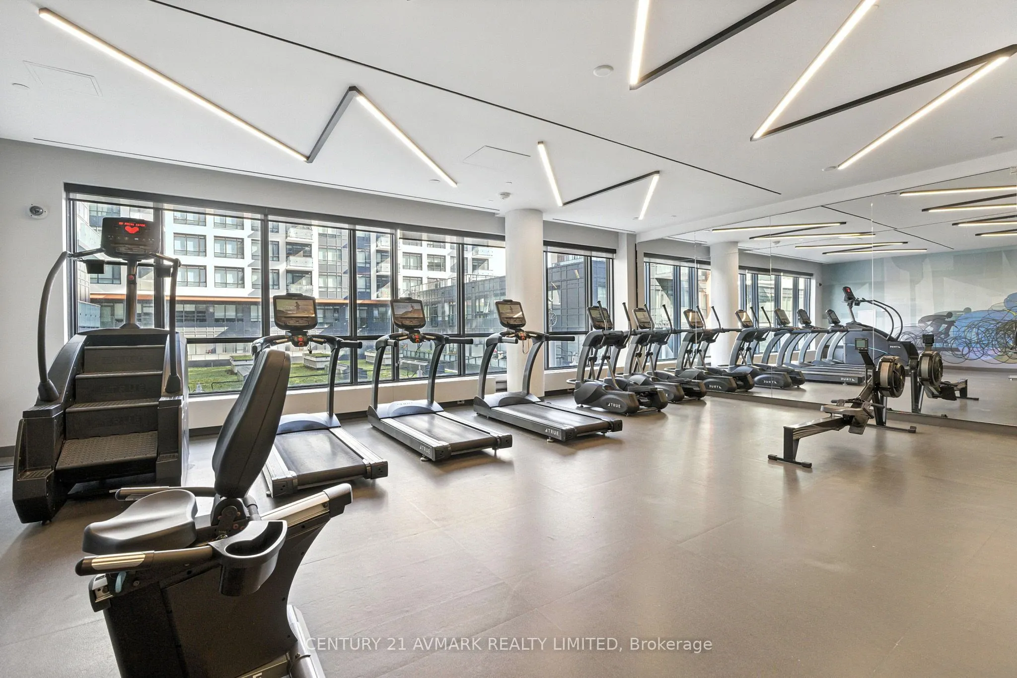 34 TUBMAN Avenue, #305