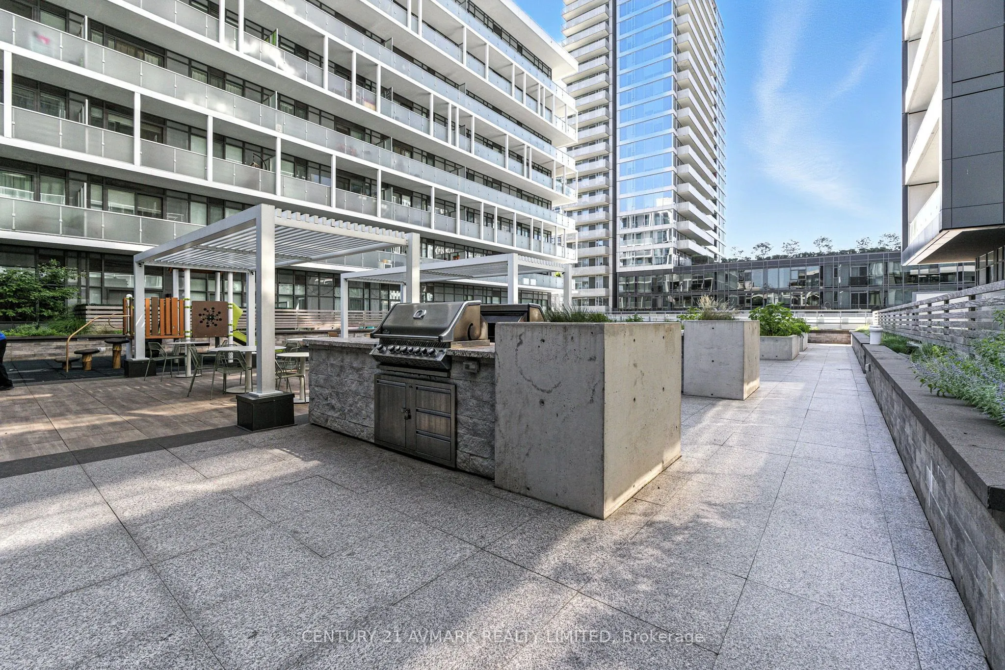 34 TUBMAN Avenue, #305