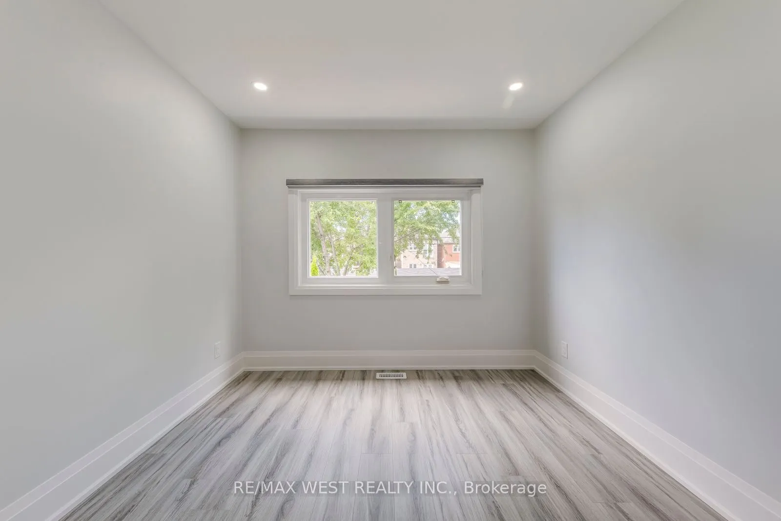 1190 Ossington Avenue, #2