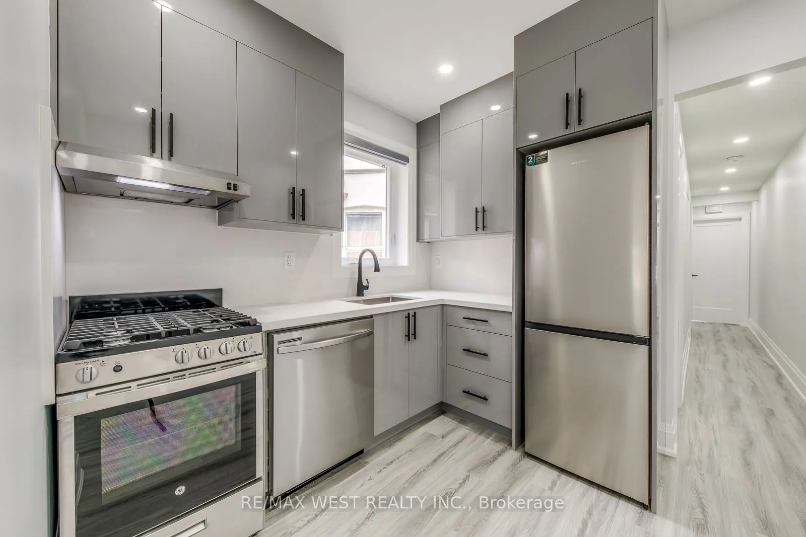 1190 Ossington Avenue, #2