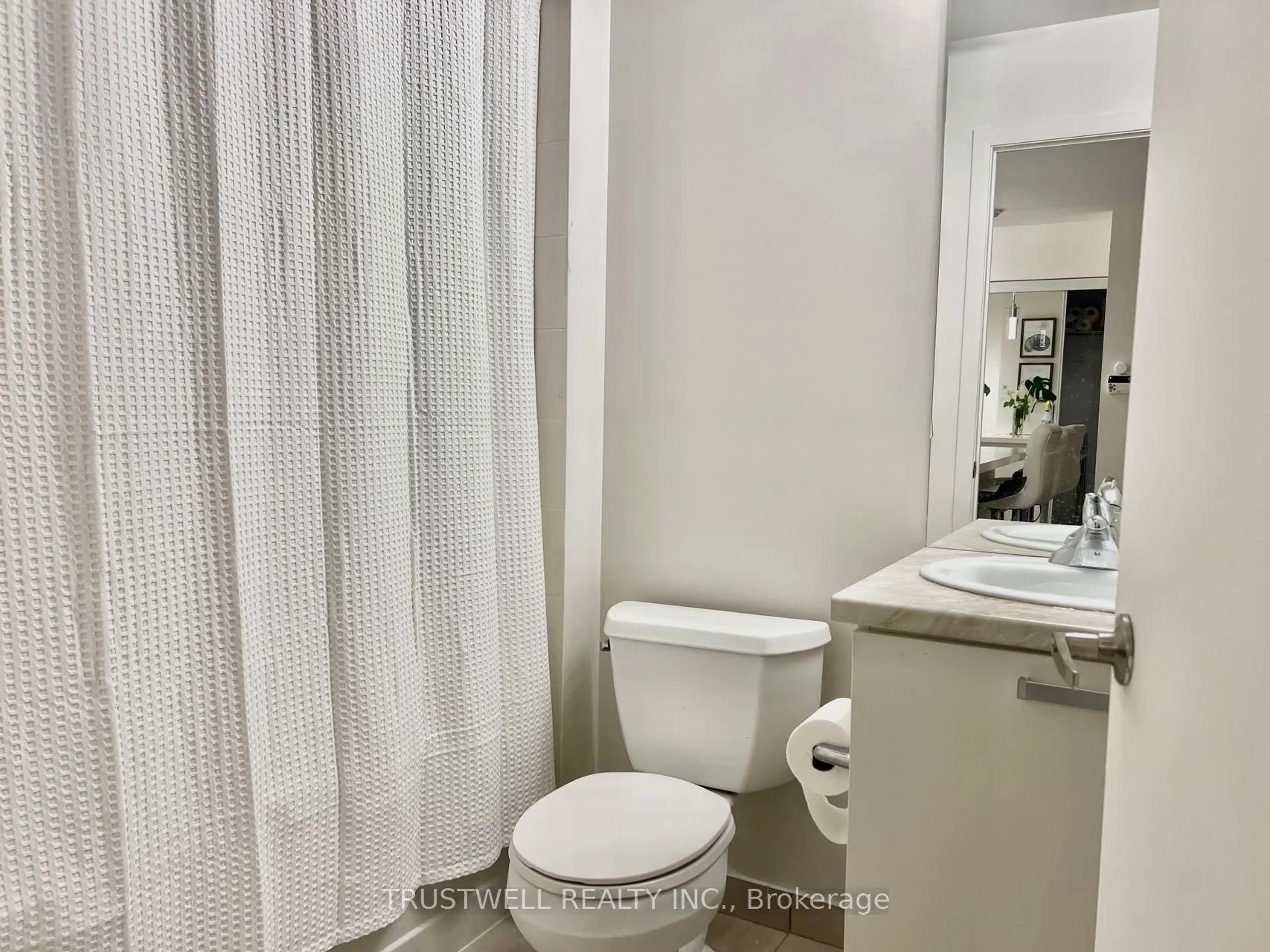 38 Grenville Street, #2601