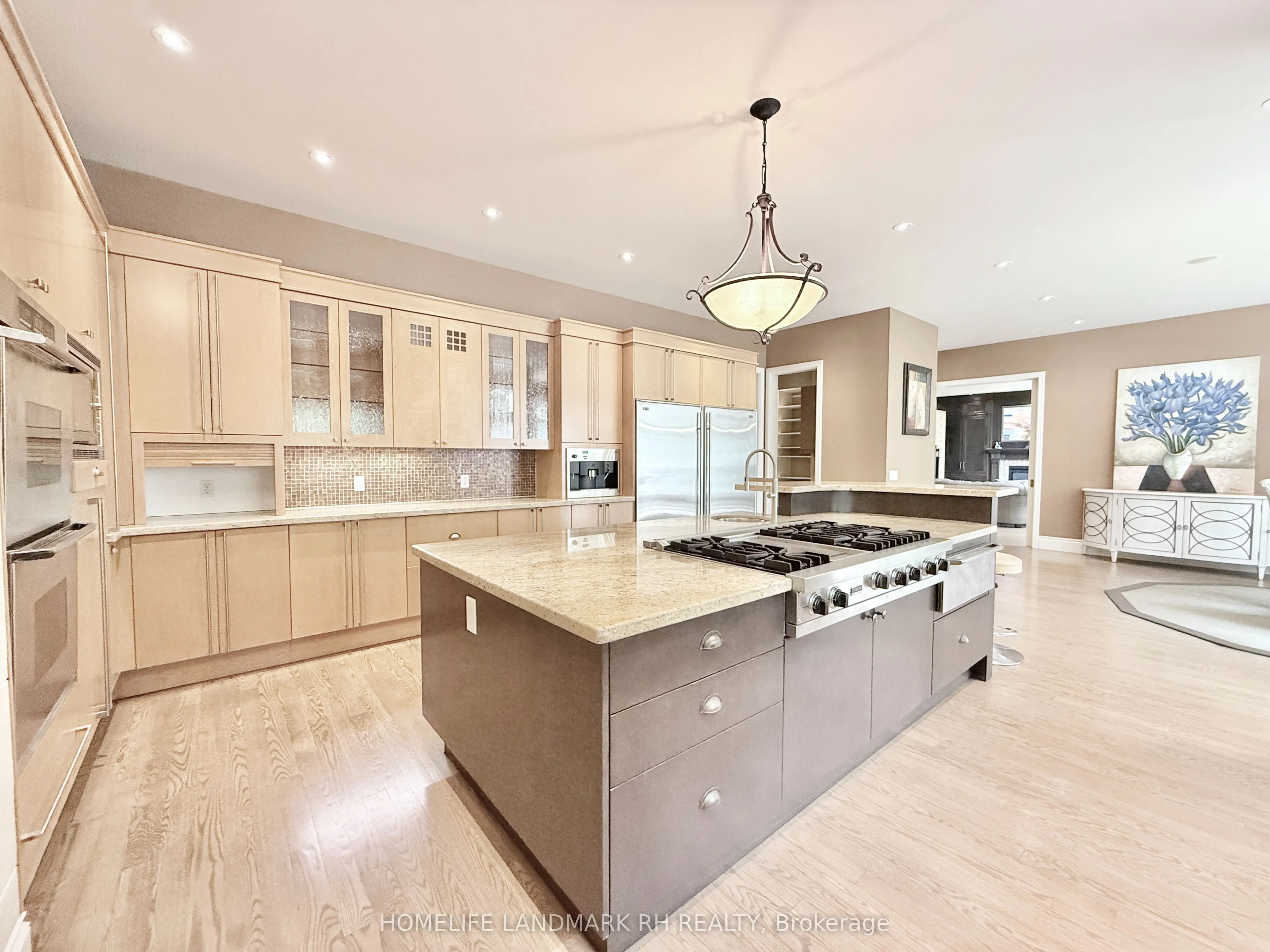11 Chieftain Crescent