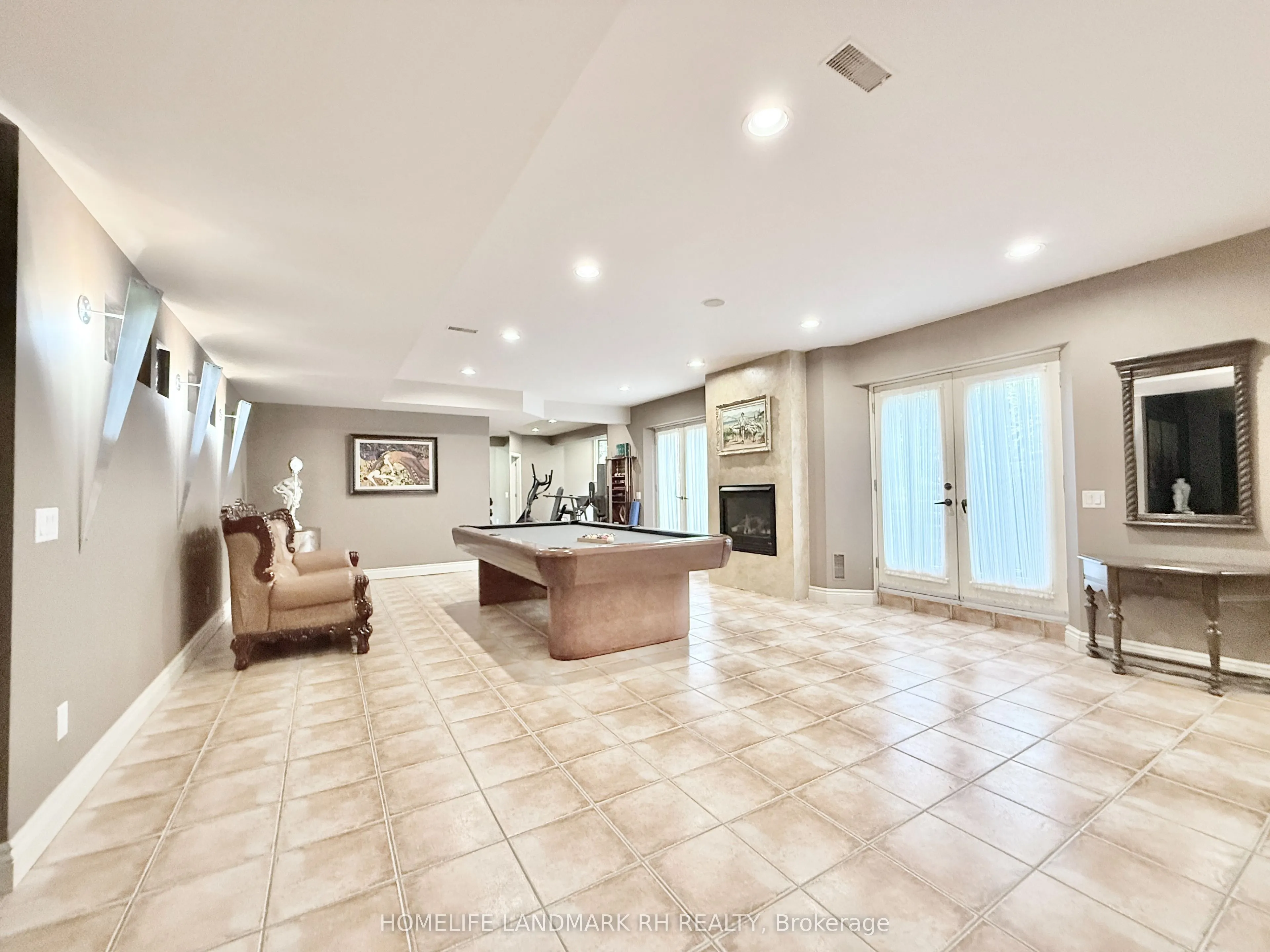 11 Chieftain Crescent