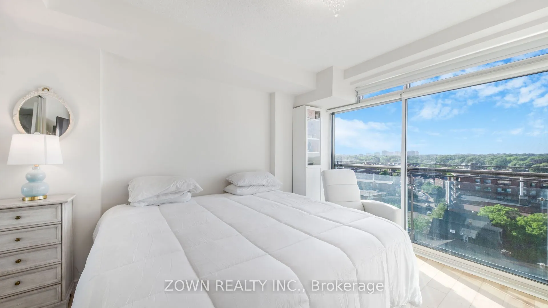 15 Maplewood Avenue, #1002