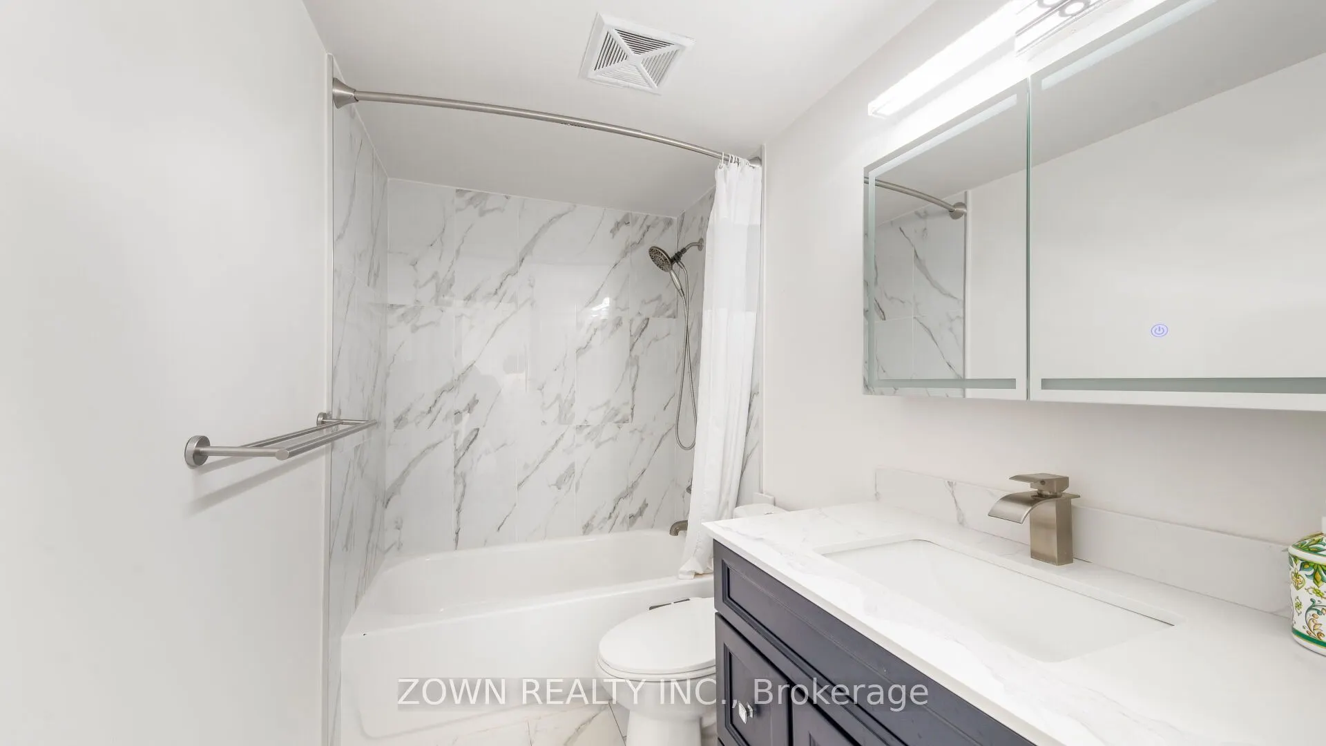 15 Maplewood Avenue, #1002