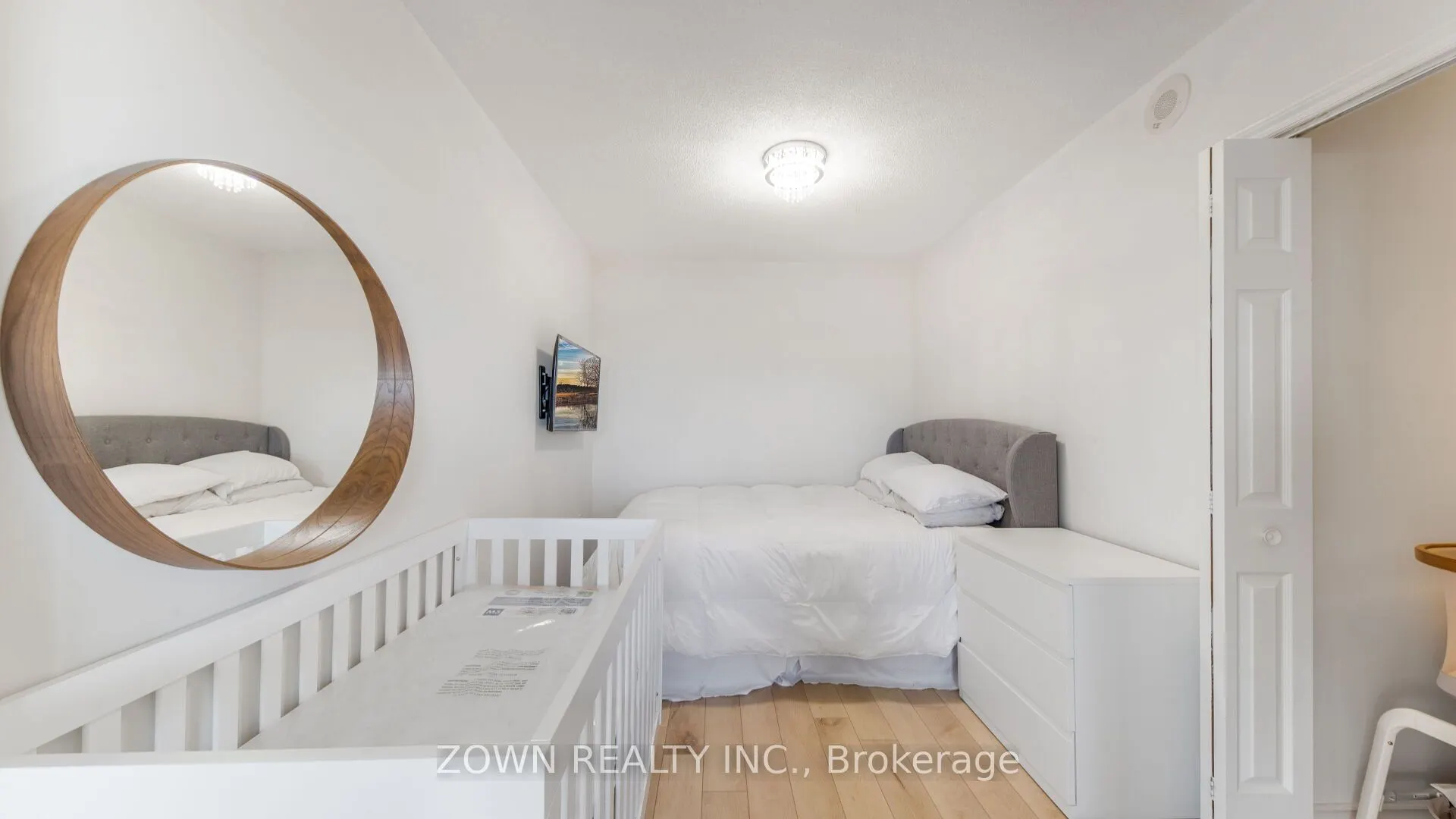 15 Maplewood Avenue, #1002