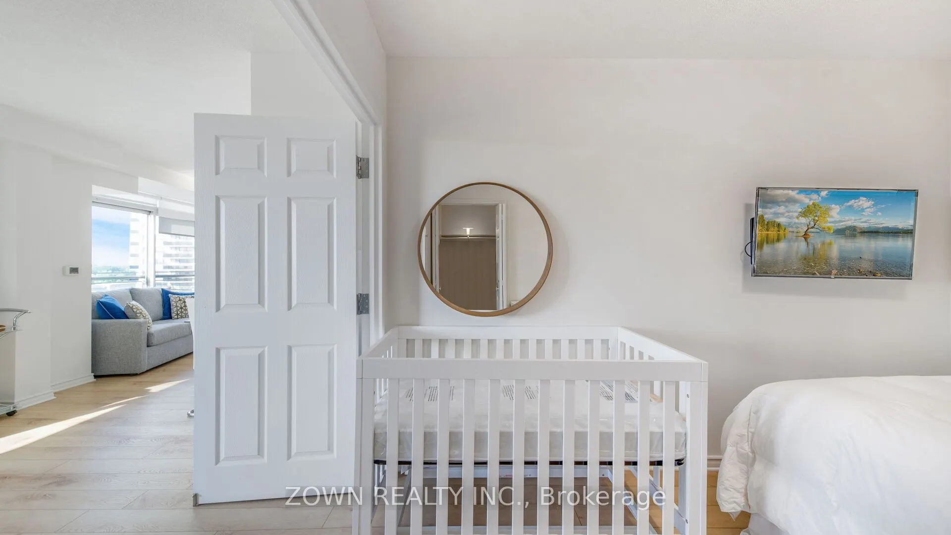 15 Maplewood Avenue, #1002