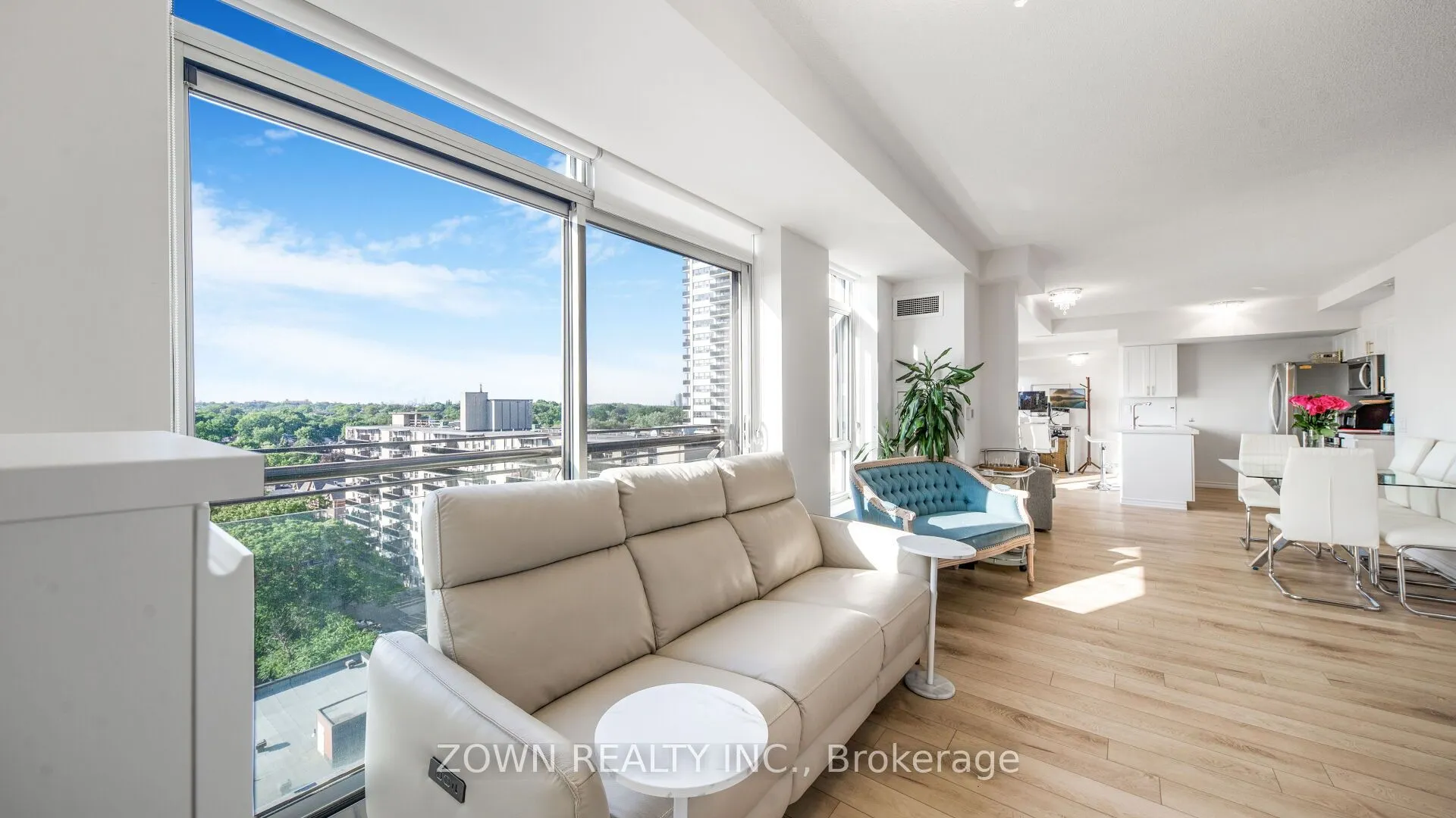 15 Maplewood Avenue, #1002