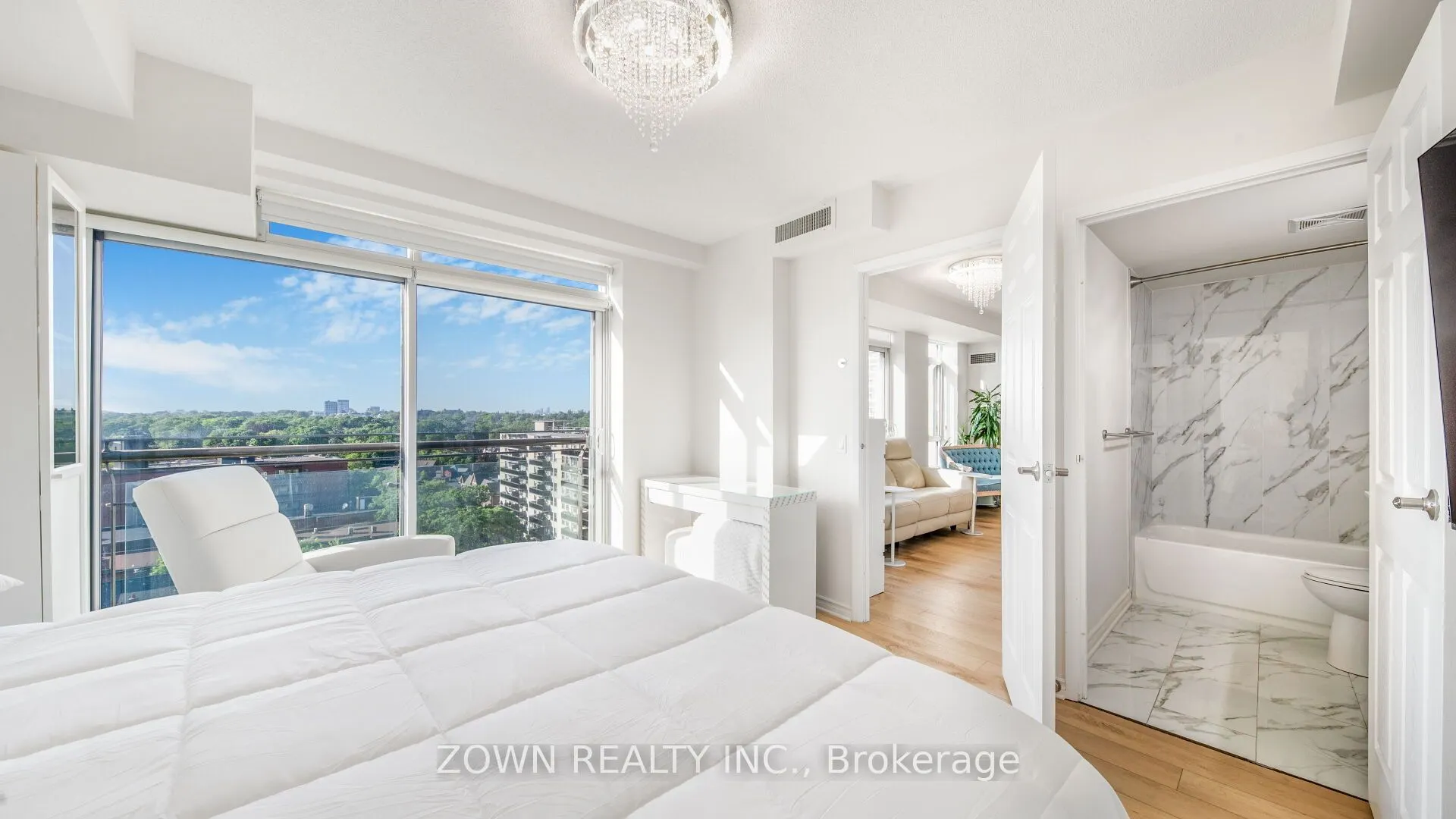 15 Maplewood Avenue, #1002