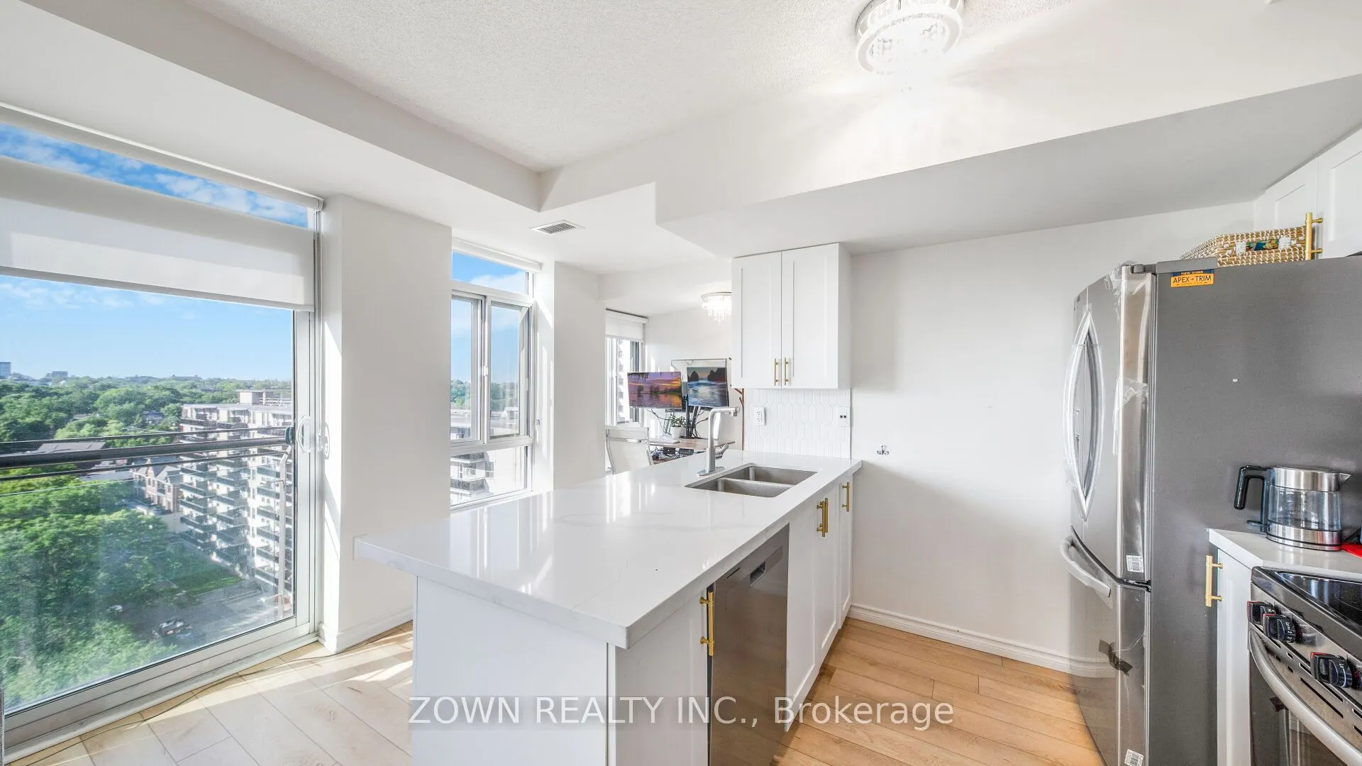 15 Maplewood Avenue, #1002