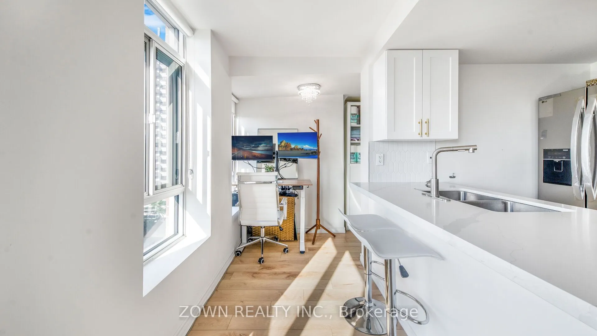 15 Maplewood Avenue, #1002
