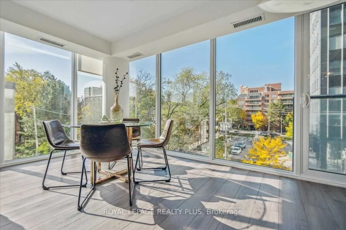 99 Foxbar Road SW, #302