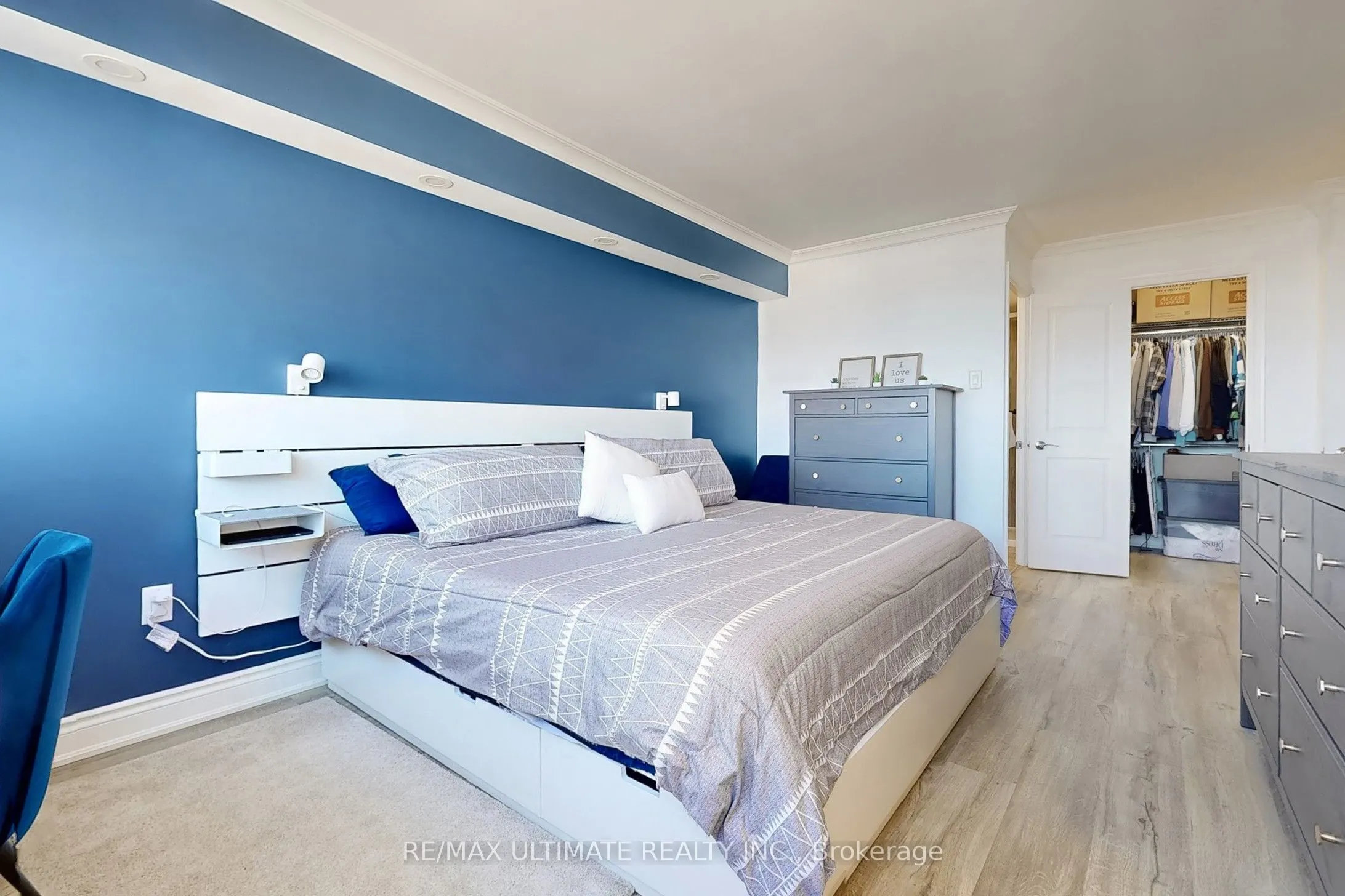 80 Antibes Drive, #1807