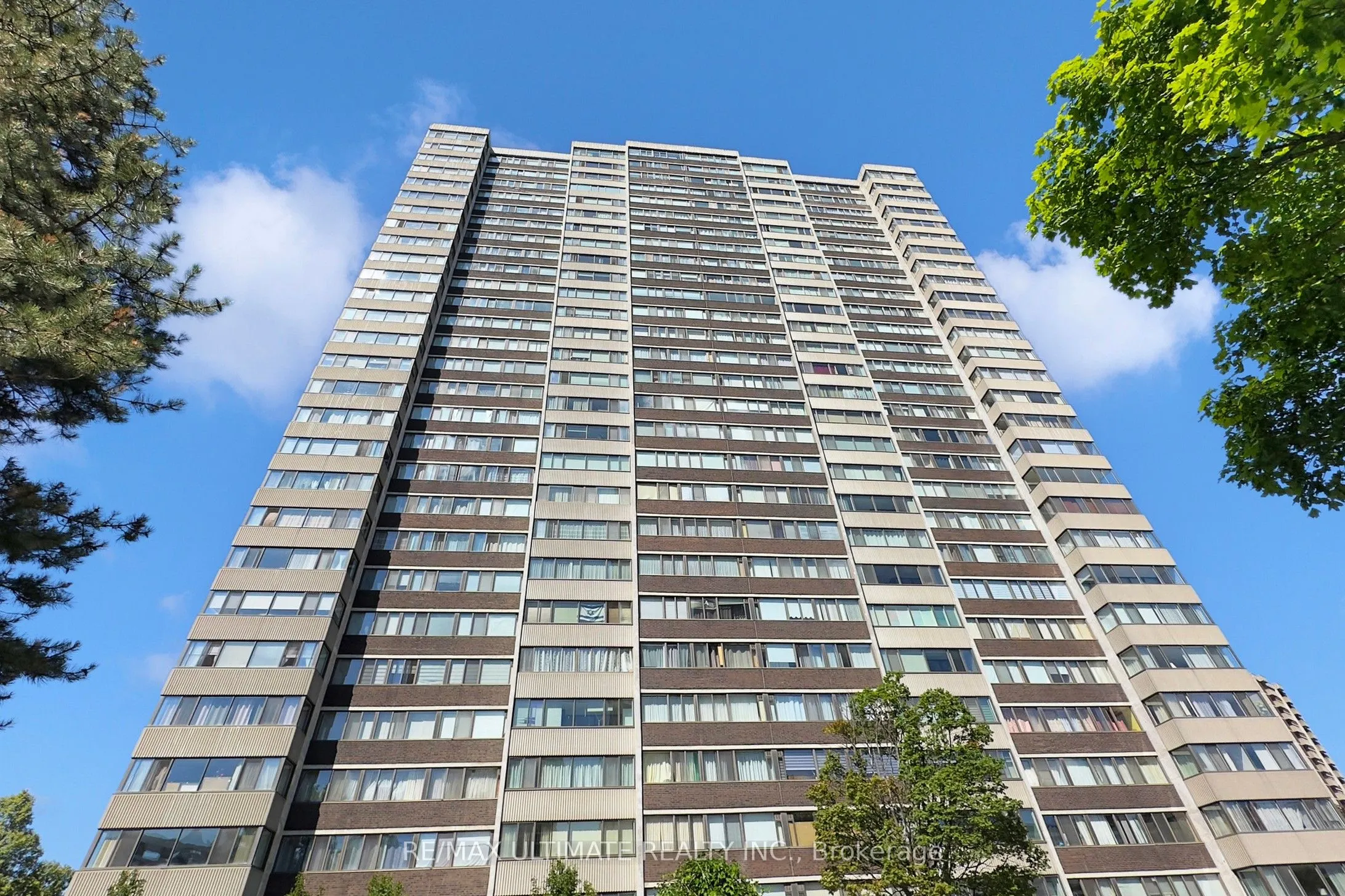 80 Antibes Drive, #1807