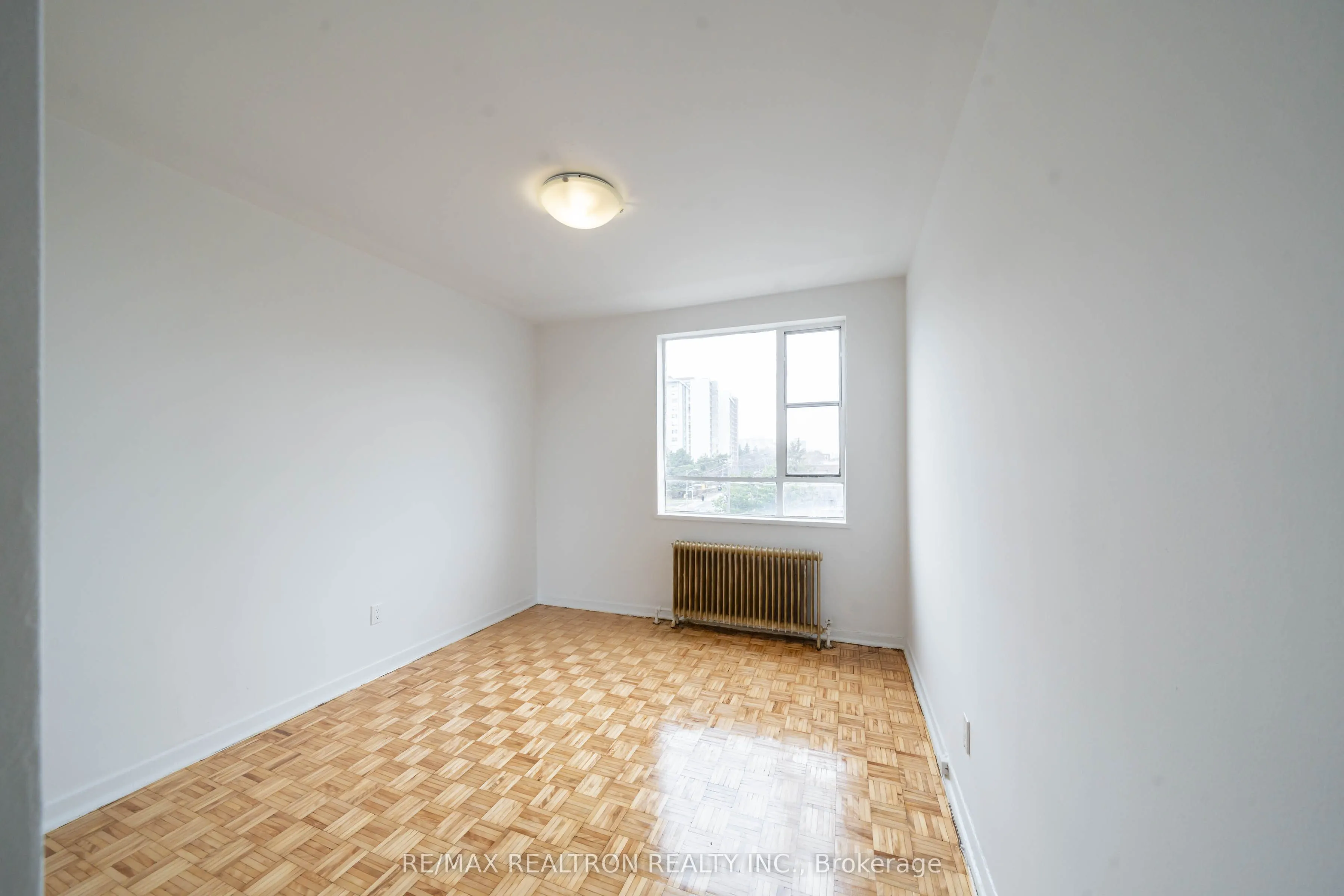 2895 Bathurst Street, #508