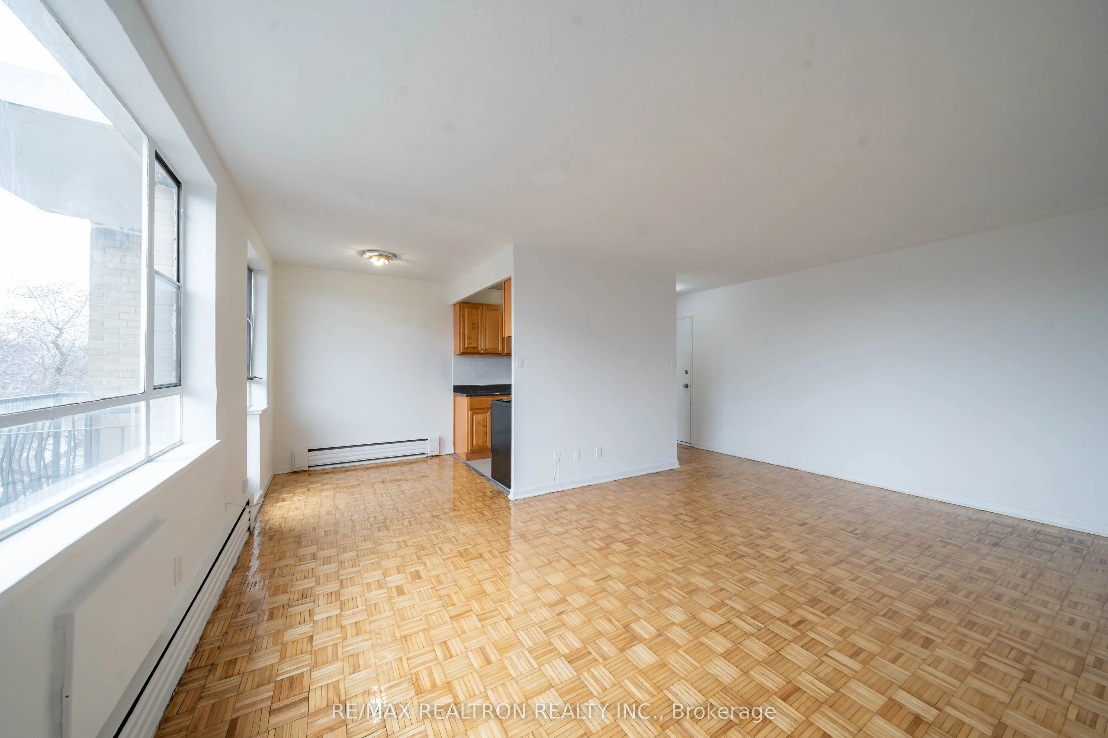 2895 Bathurst Street, #508