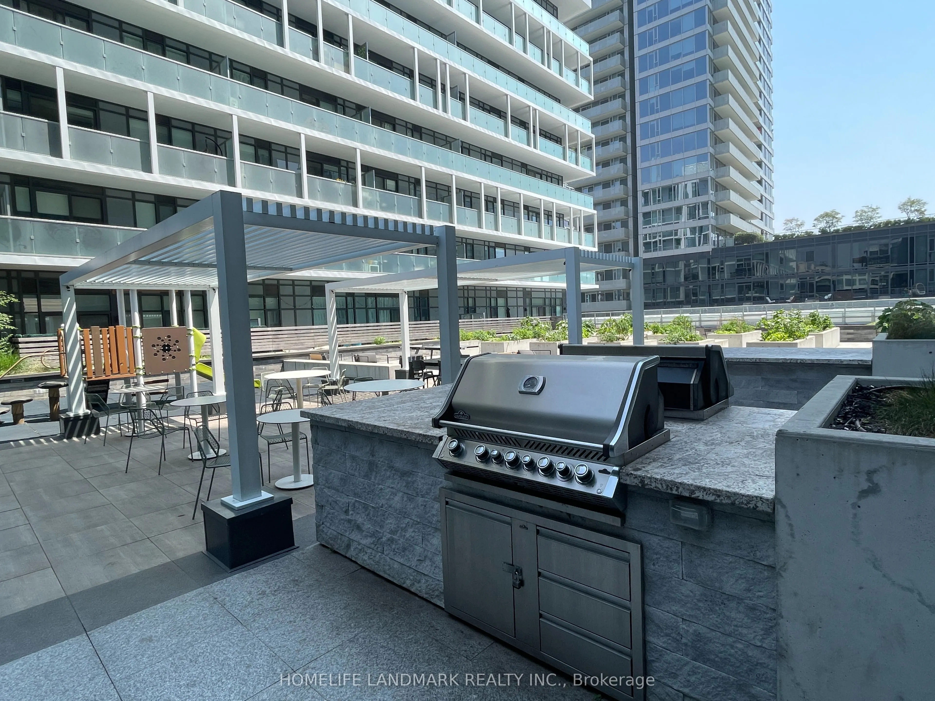 225 Sumach Street, #W703