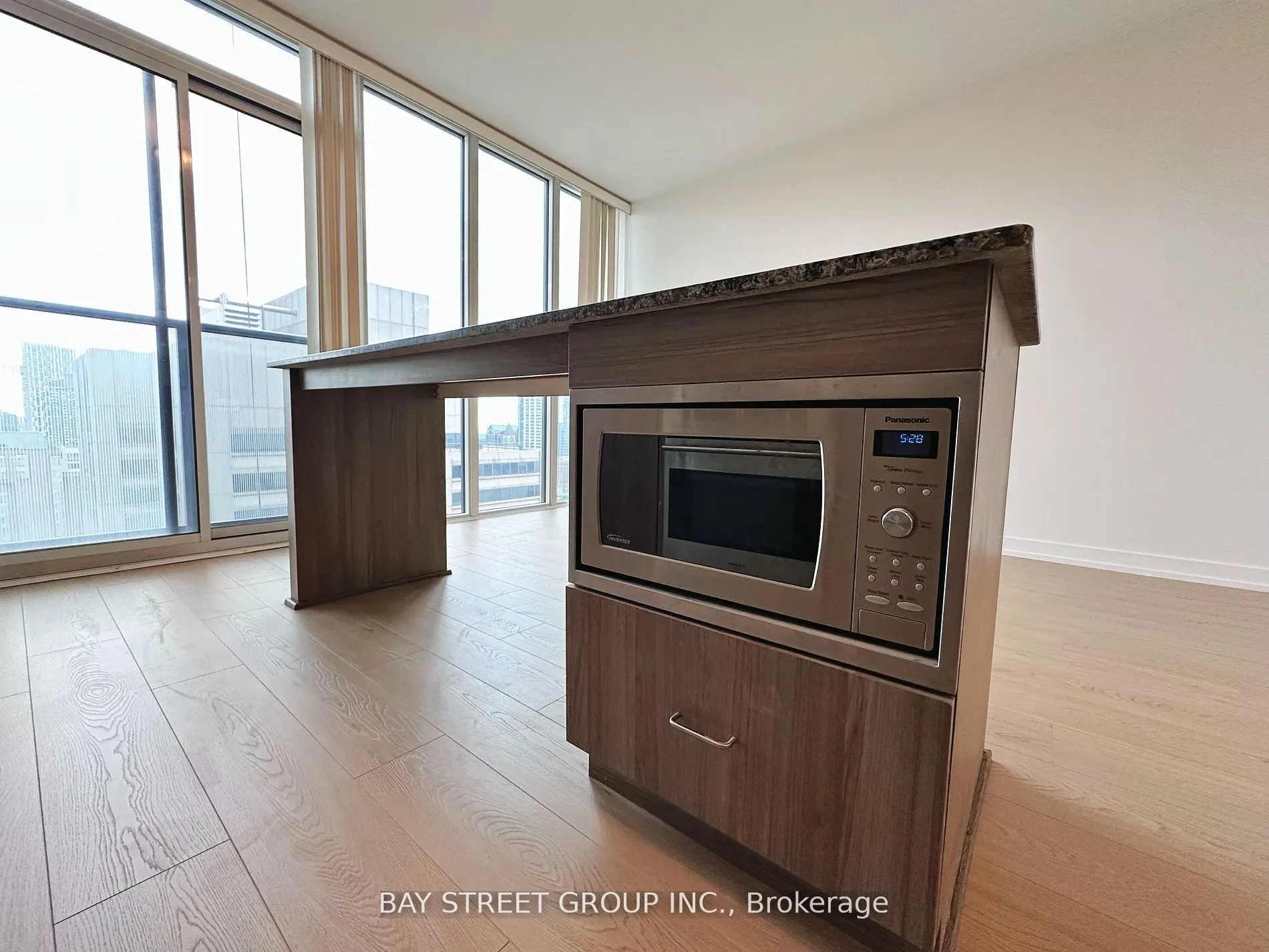 426 University Avenue, #2909