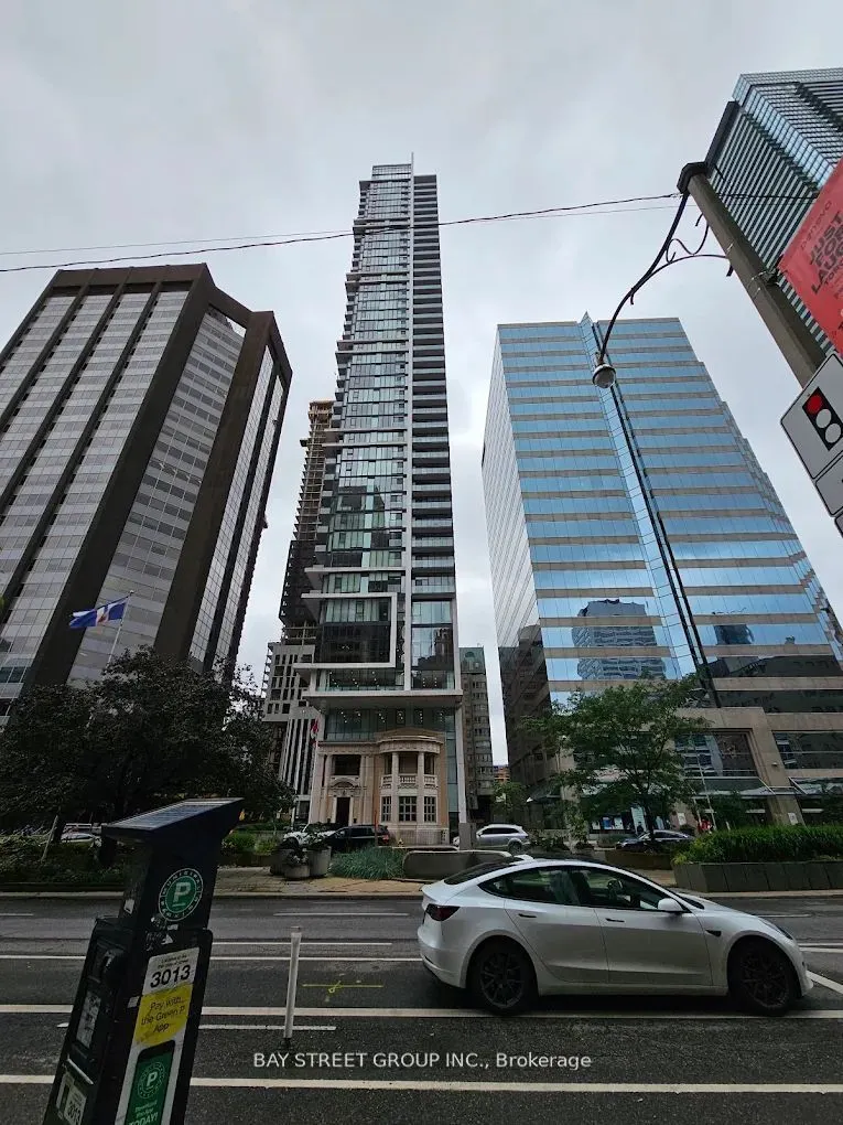 426 University Avenue, #2909