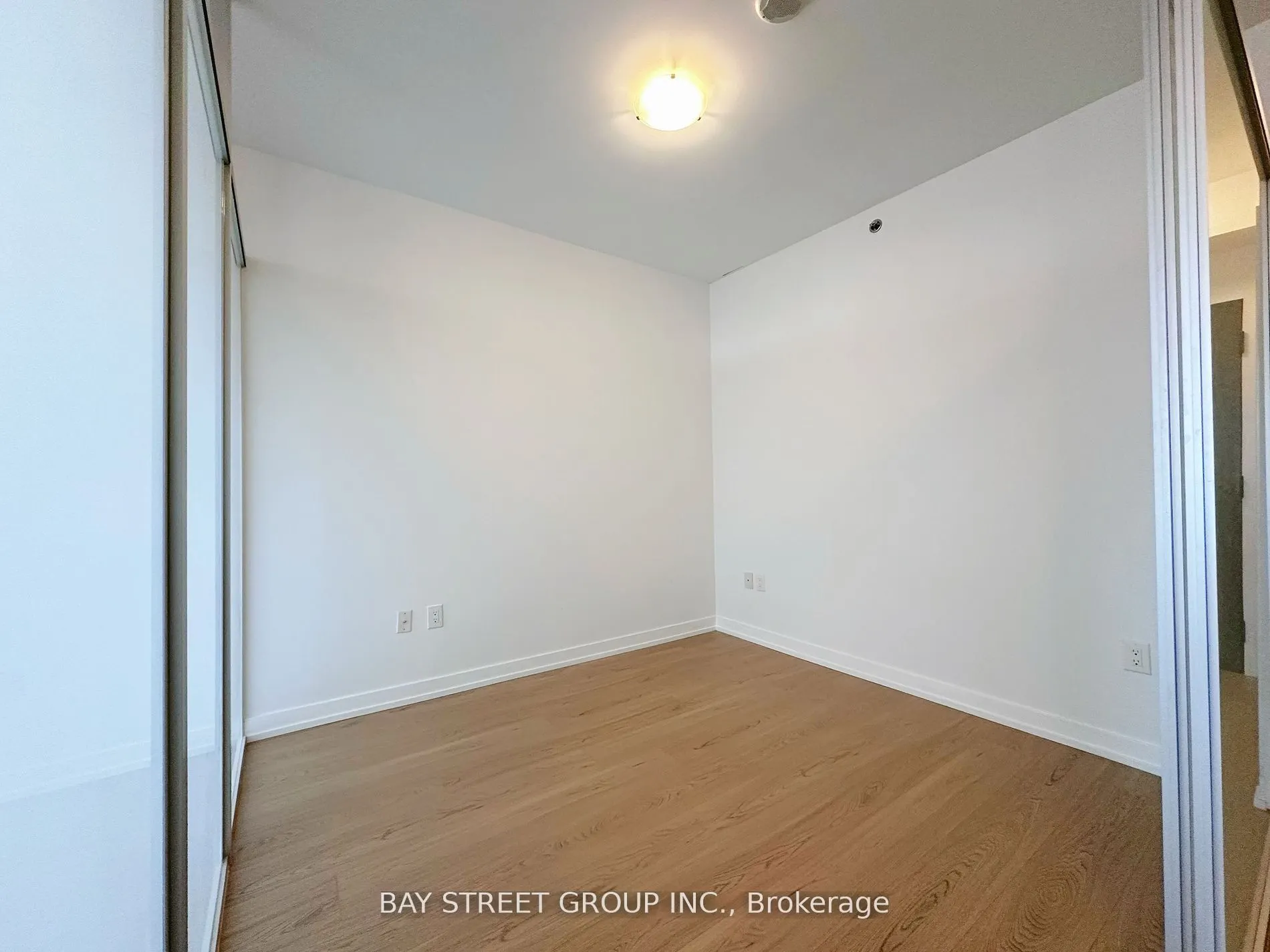 426 University Avenue, #2909