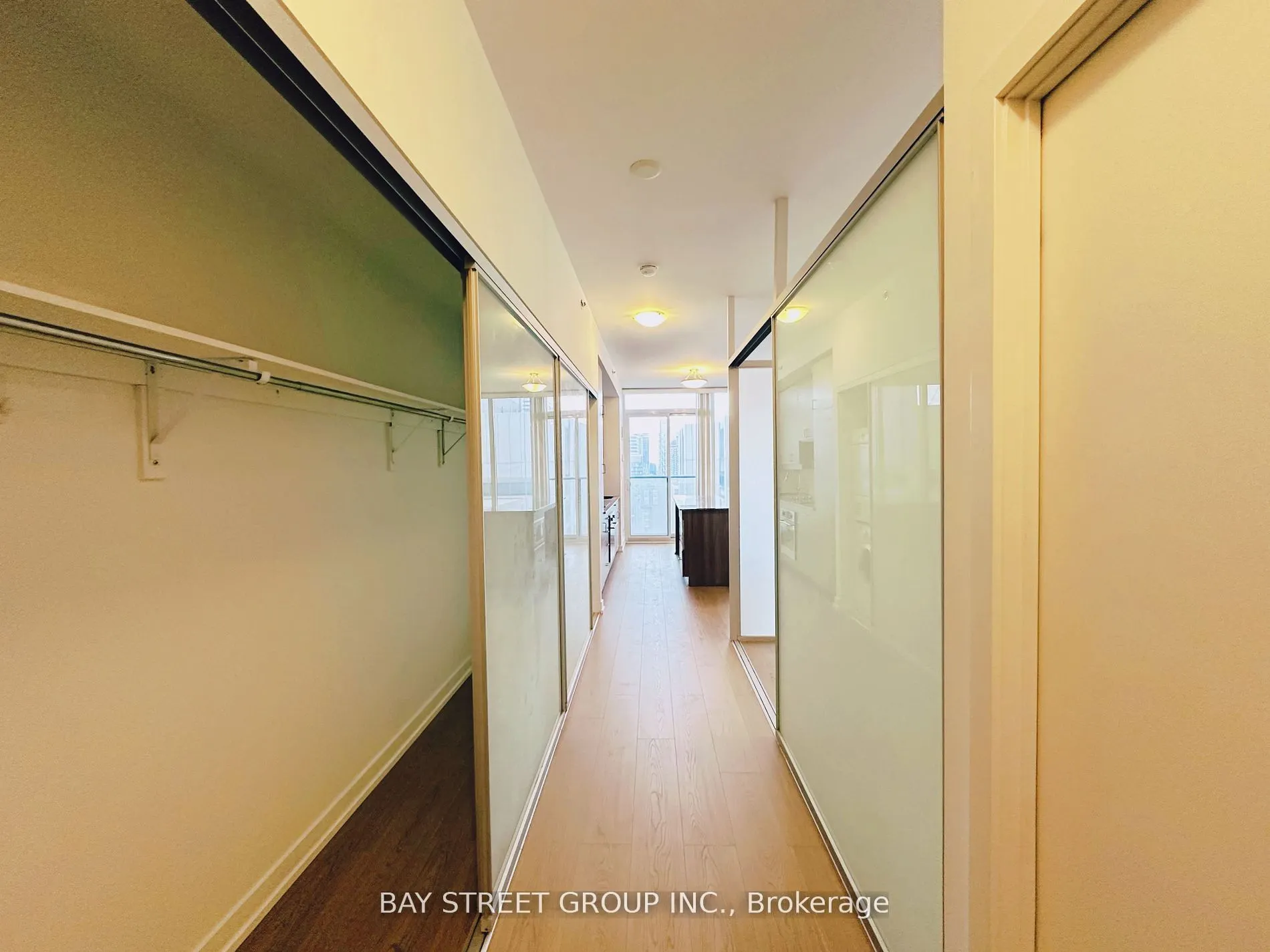 426 University Avenue, #2909