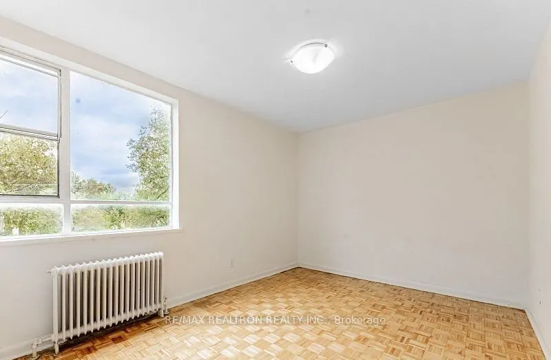 2895 Bathurst Street, #101