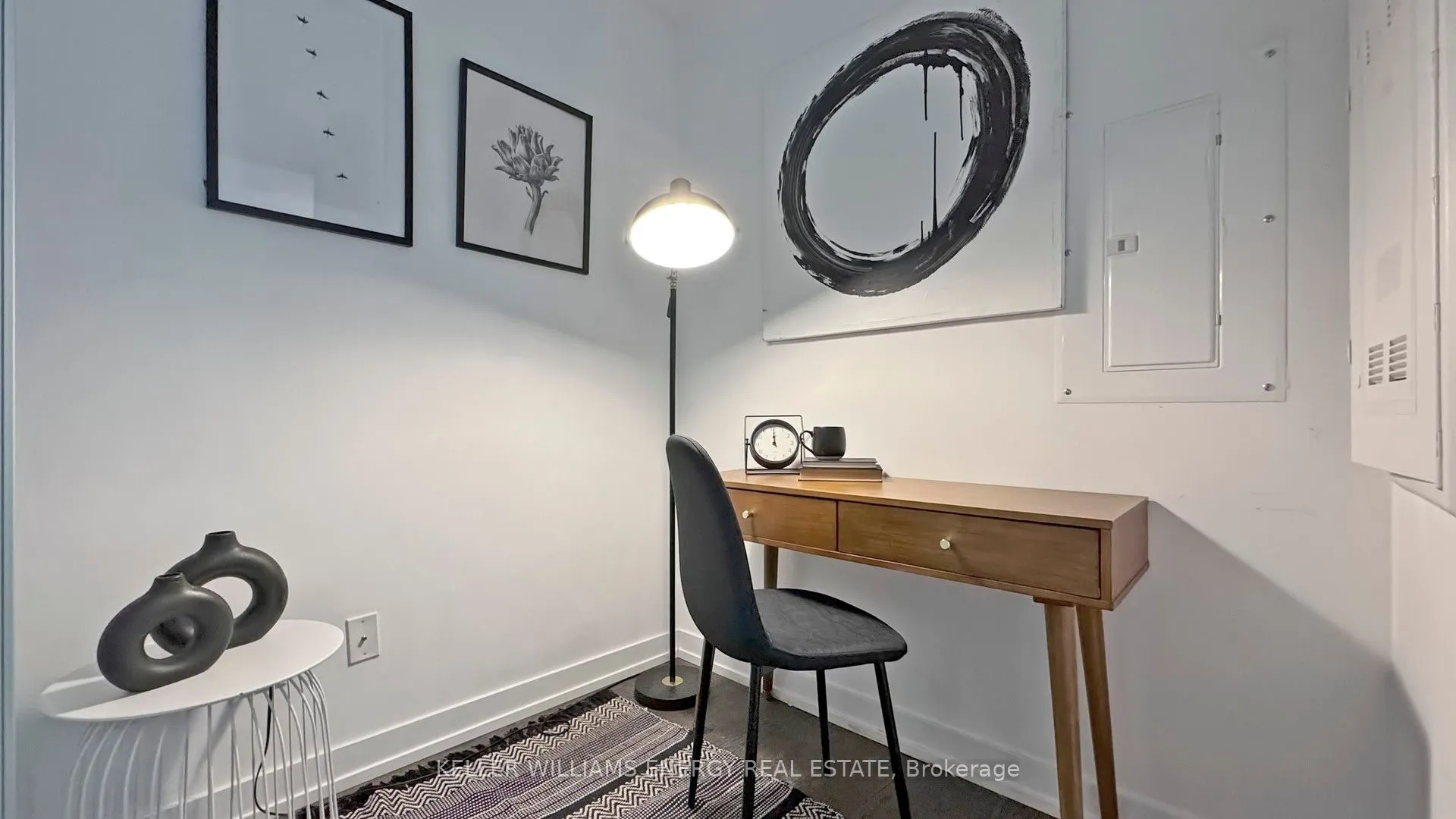 488 University Avenue, #3307