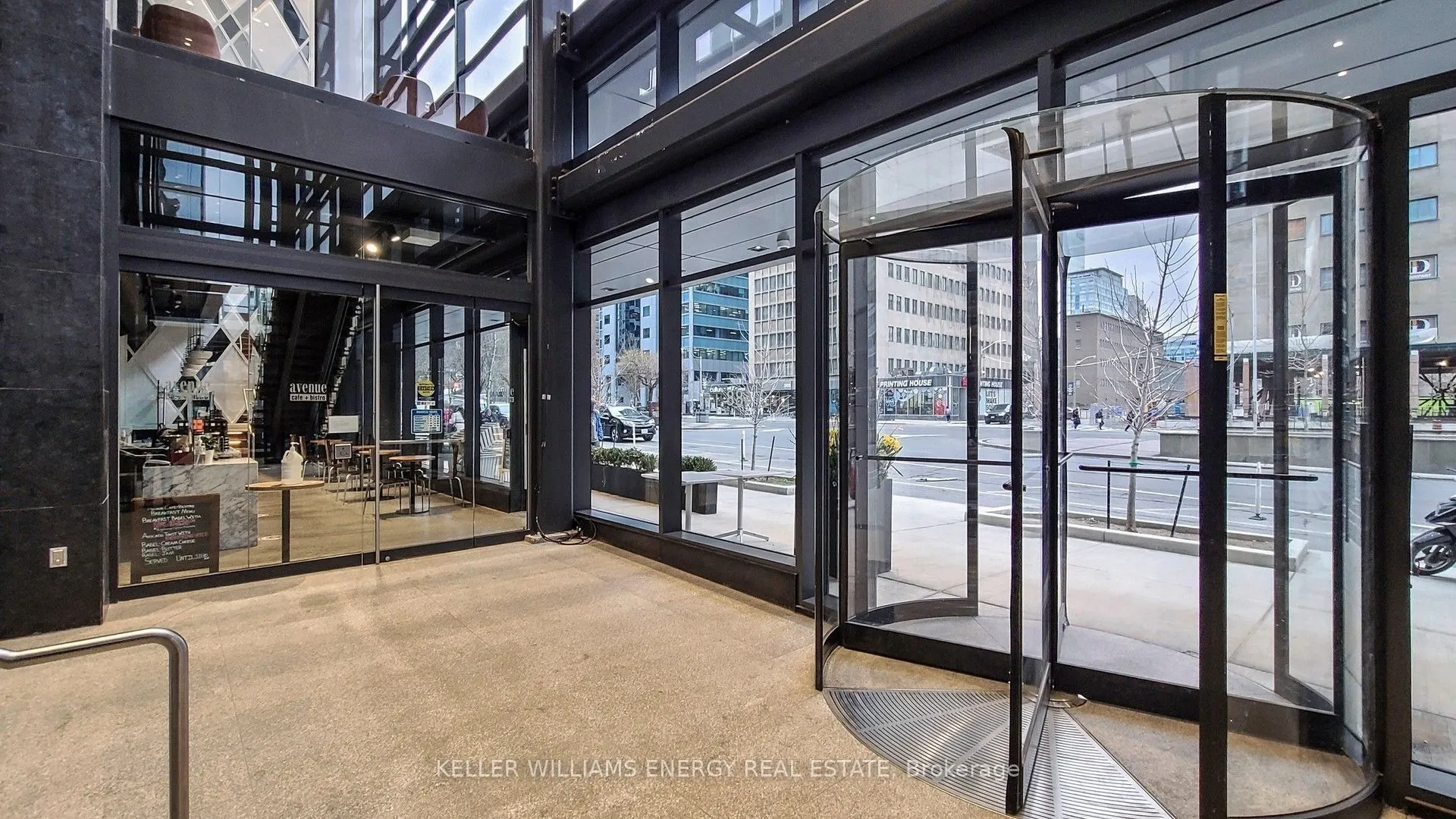 488 University Avenue, #3307