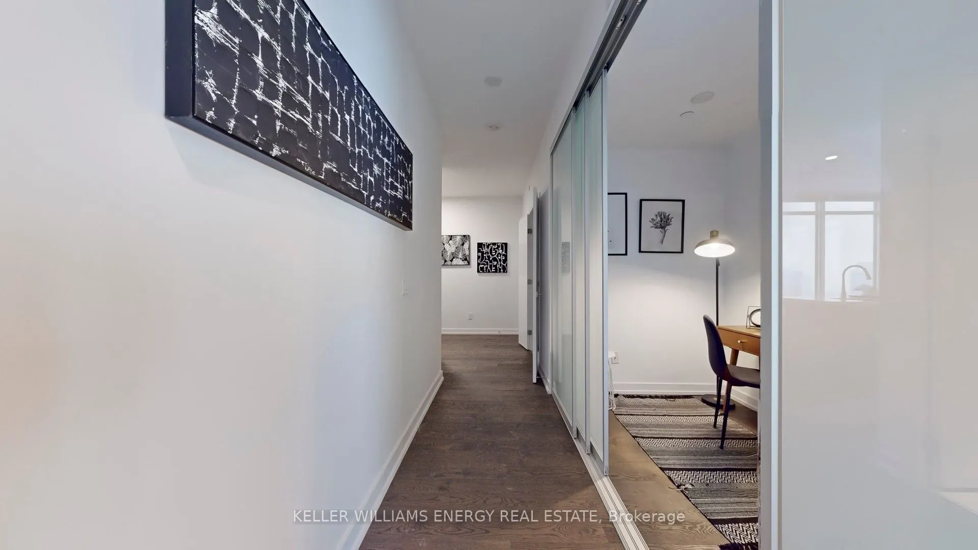 488 University Avenue, #3307