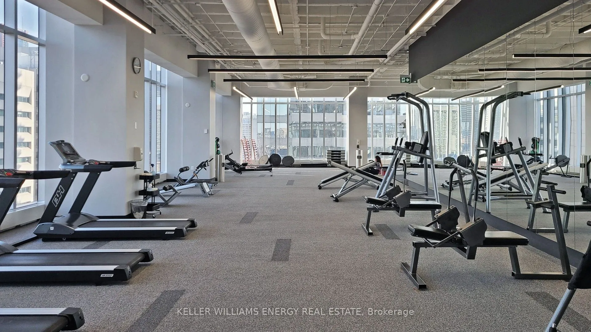 488 University Avenue, #3307
