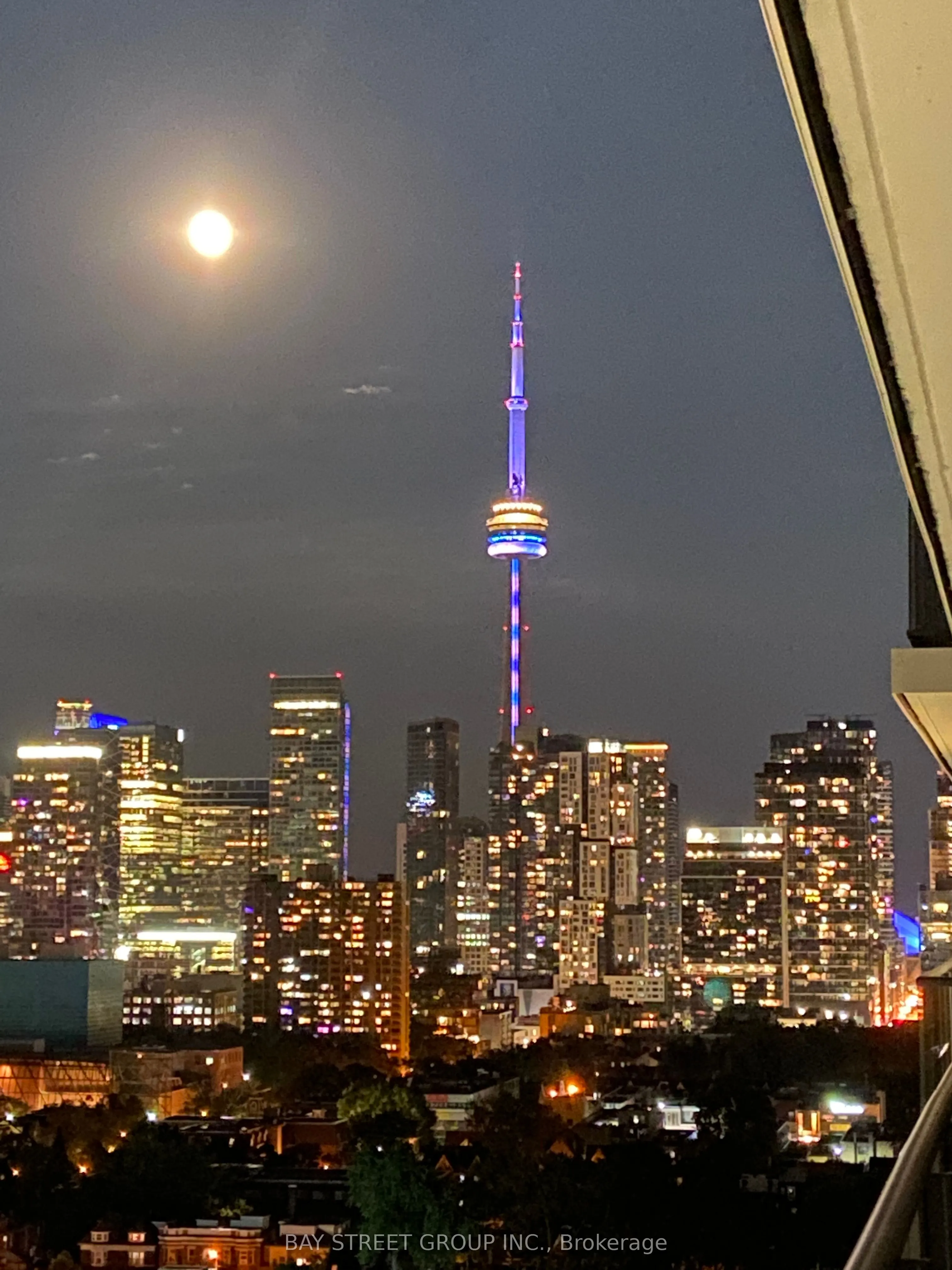 181 Huron Street, #1607