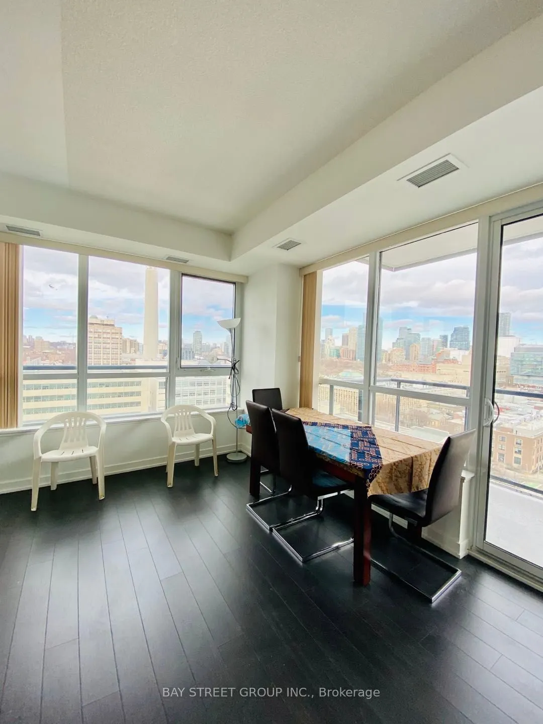 181 Huron Street, #1607