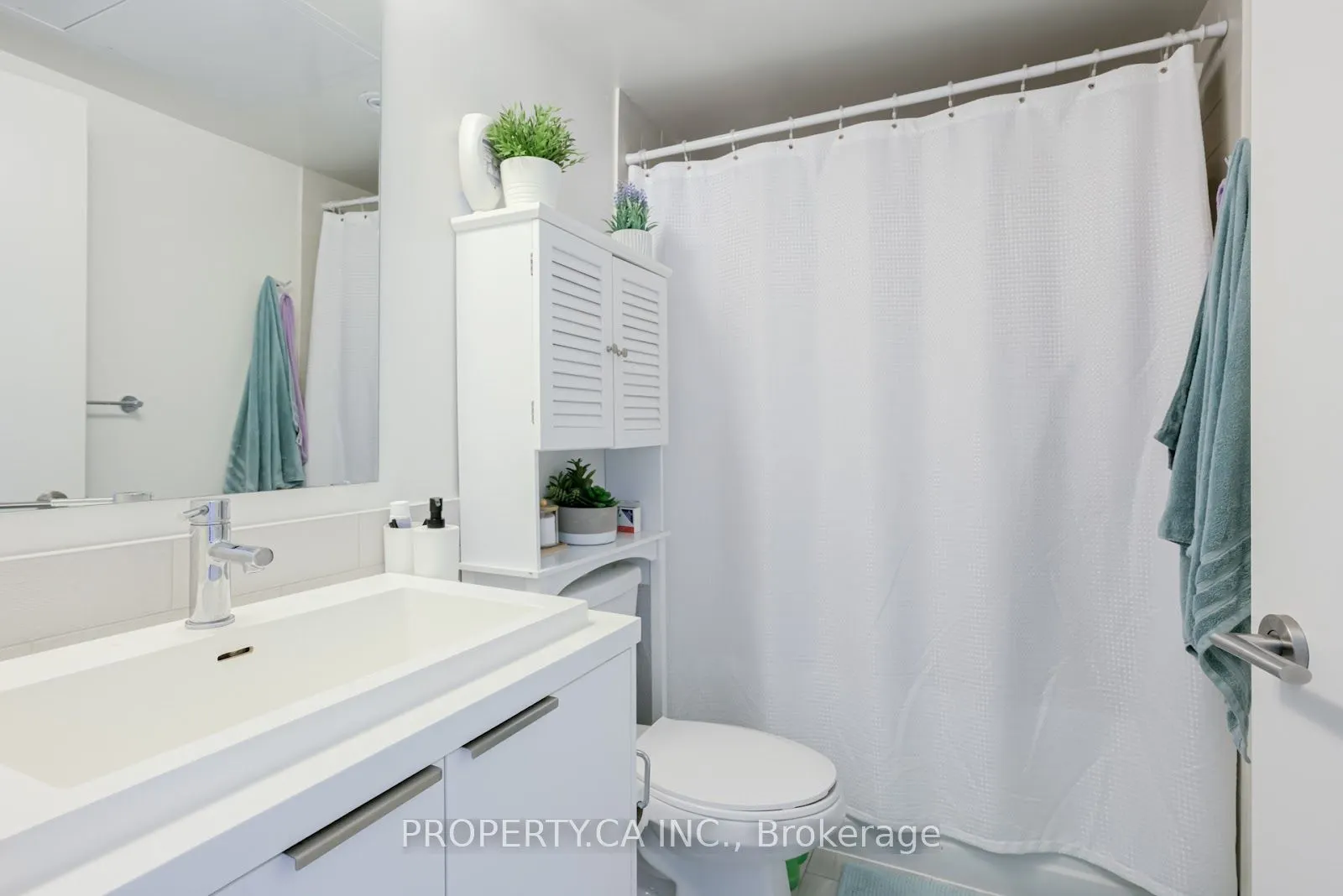 6 Sonic Way, #N2809